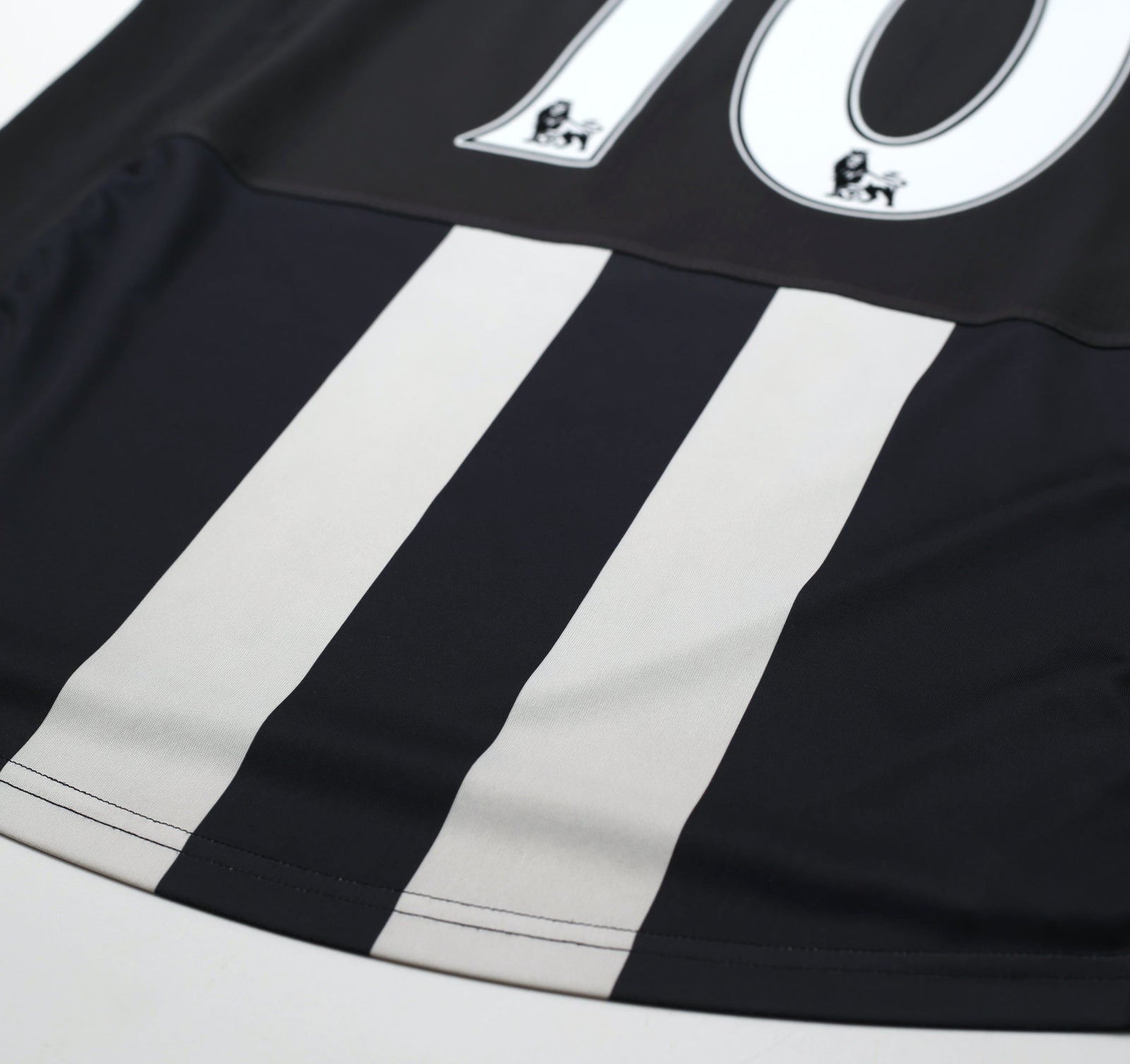 2011/12 Ben Arfa #10 Newcastle United Vintage PUMA Home Football Shirt (M)