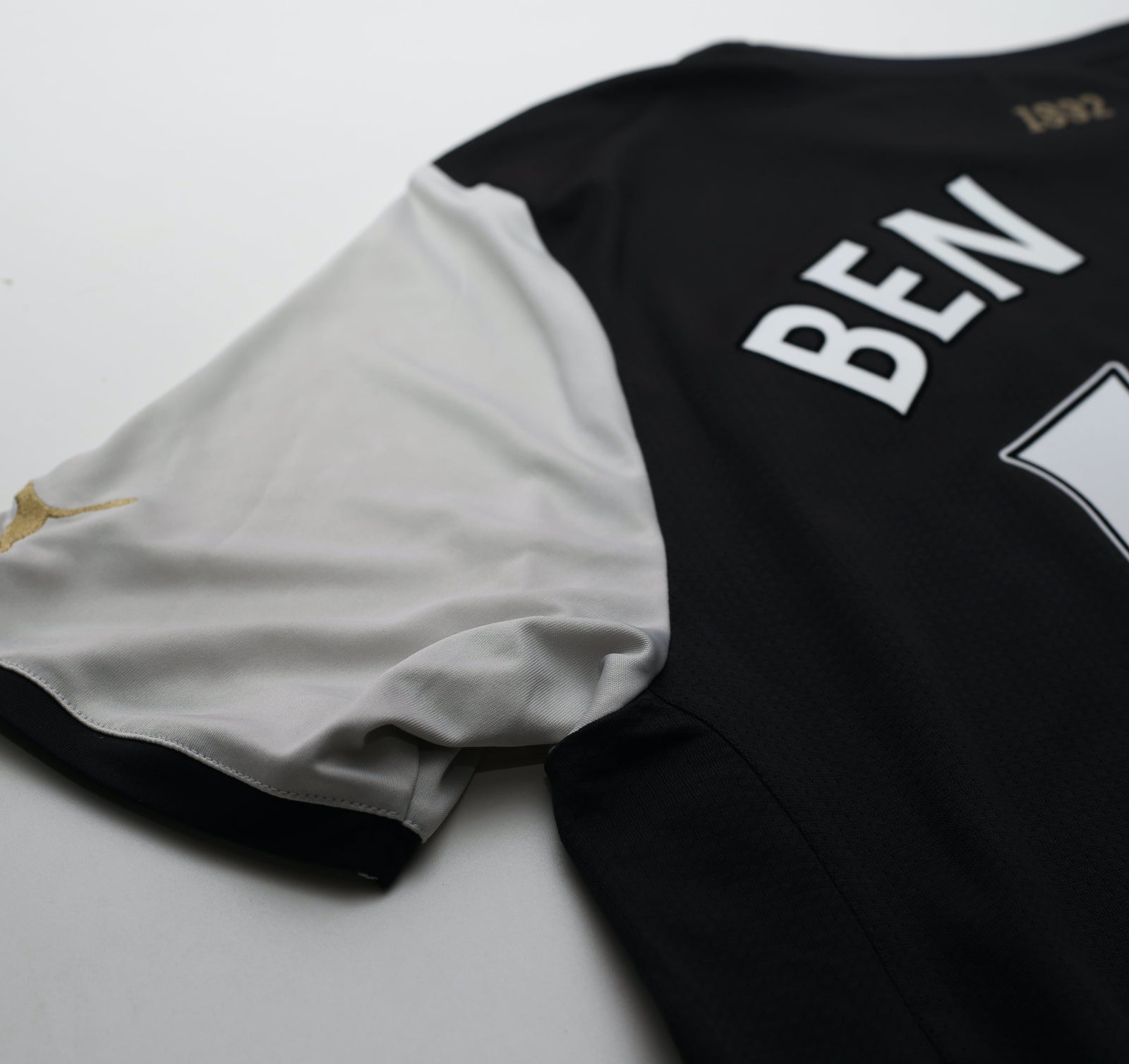 2011/12 Ben Arfa #10 Newcastle United Vintage PUMA Home Football Shirt (M)