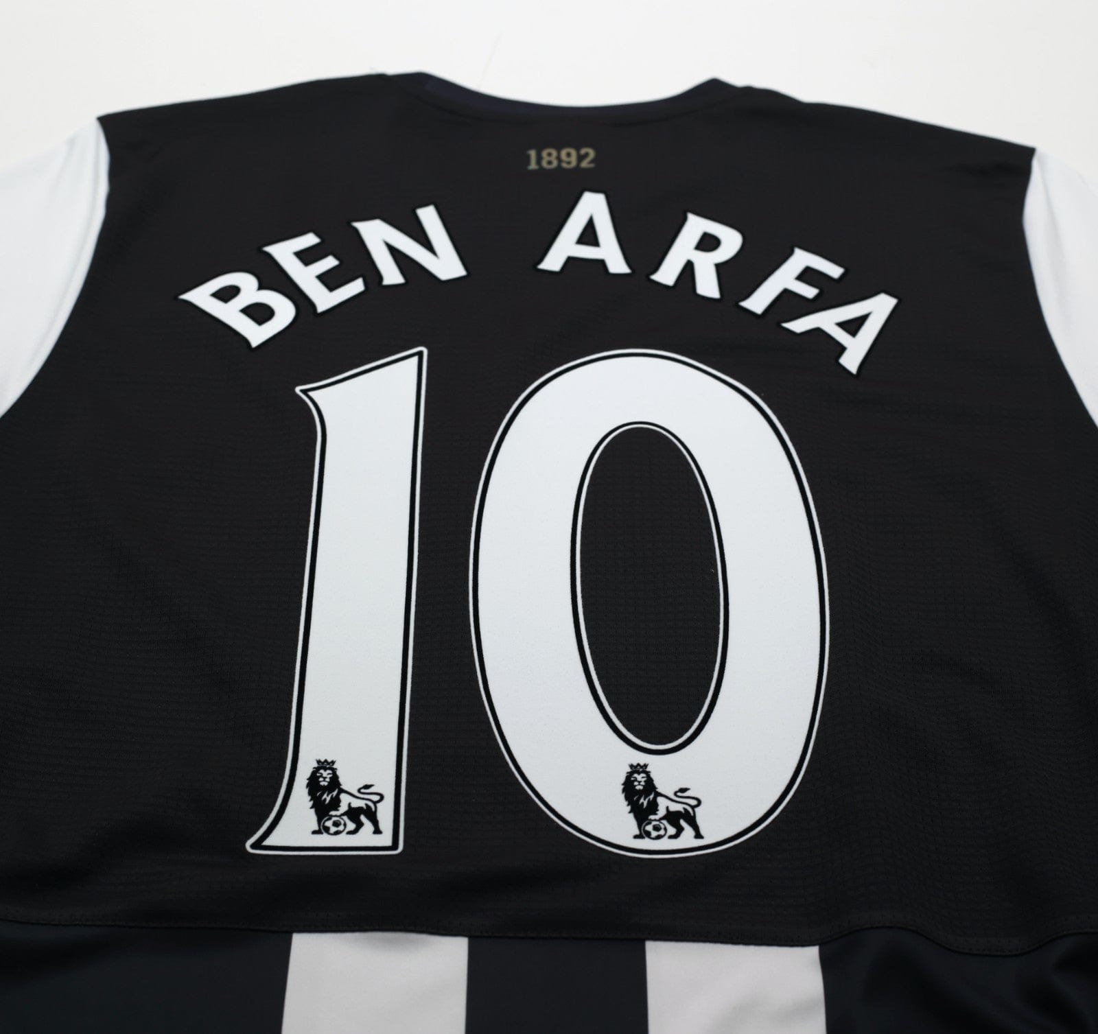 2011/12 BEN ARFA #10 Newcastle United Vintage PUMA Home Football Shirt (M)