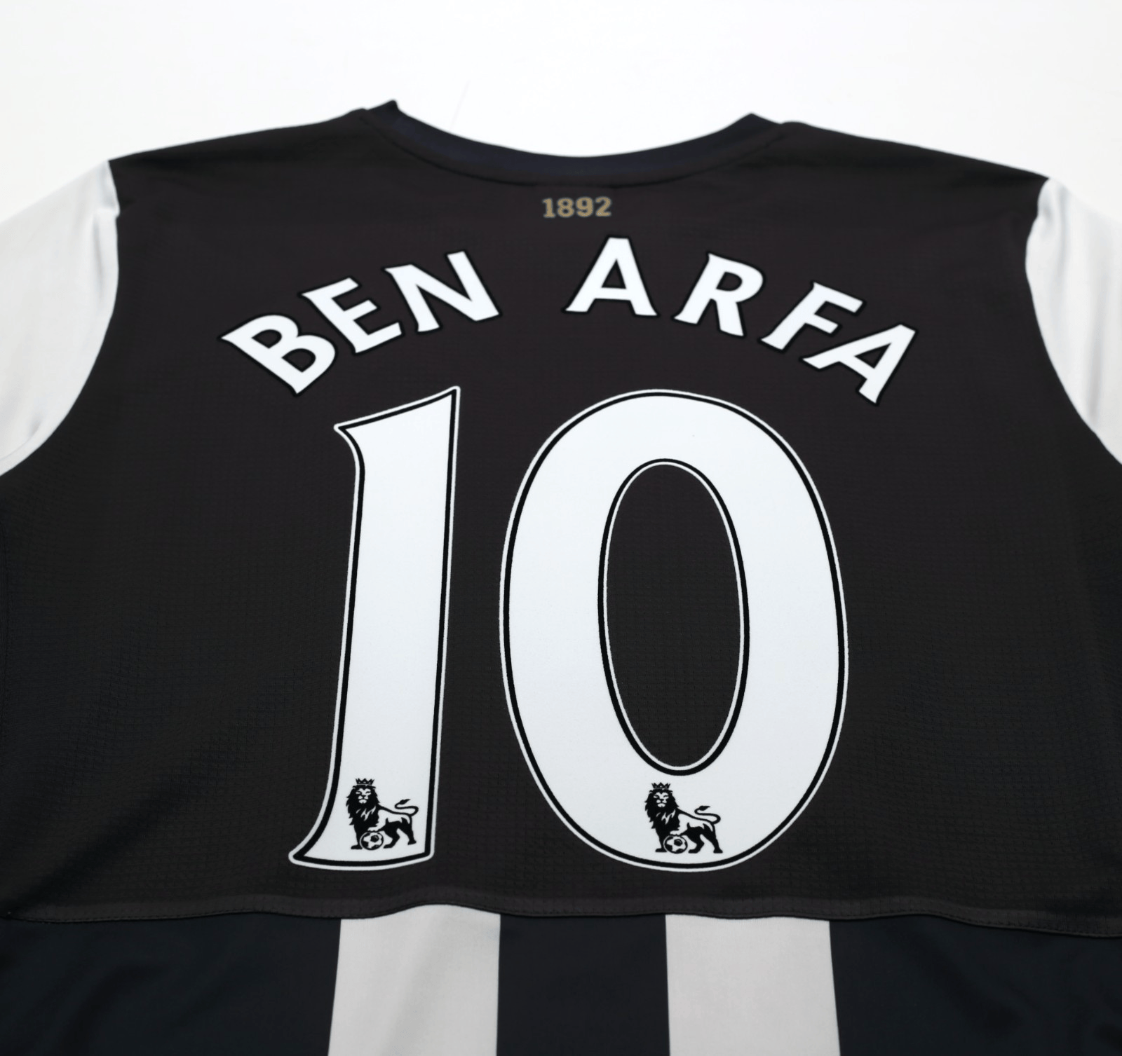 2011/12 BEN ARFA #10 Newcastle United Vintage PUMA Home Football Shirt (M)
