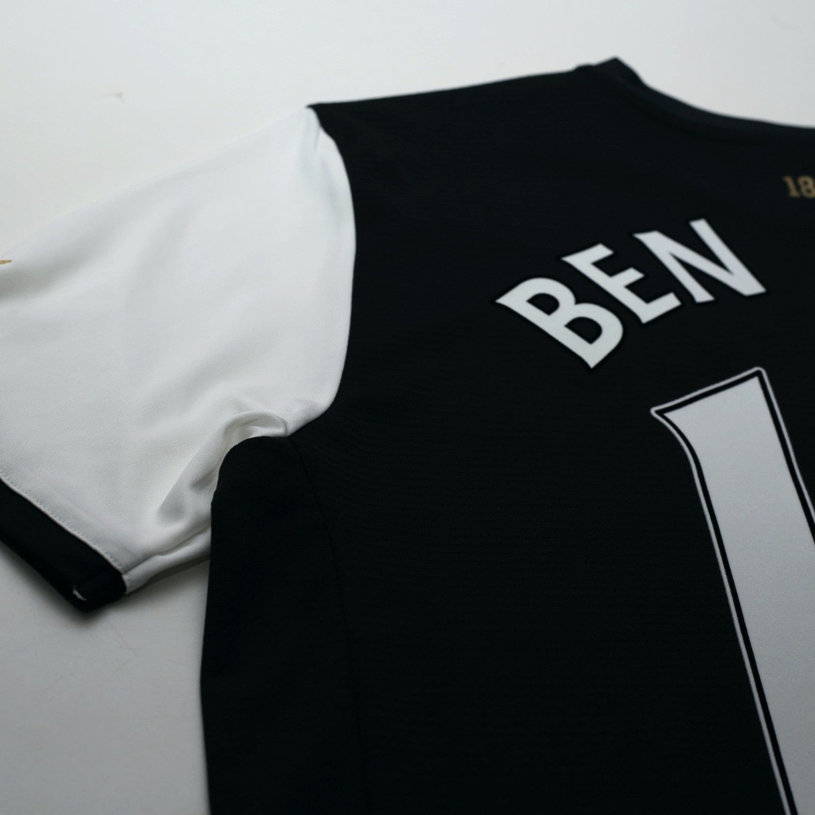 2011/12 Ben Arfa #10 Newcastle United Vintage PUMA Home Football Shirt (M)