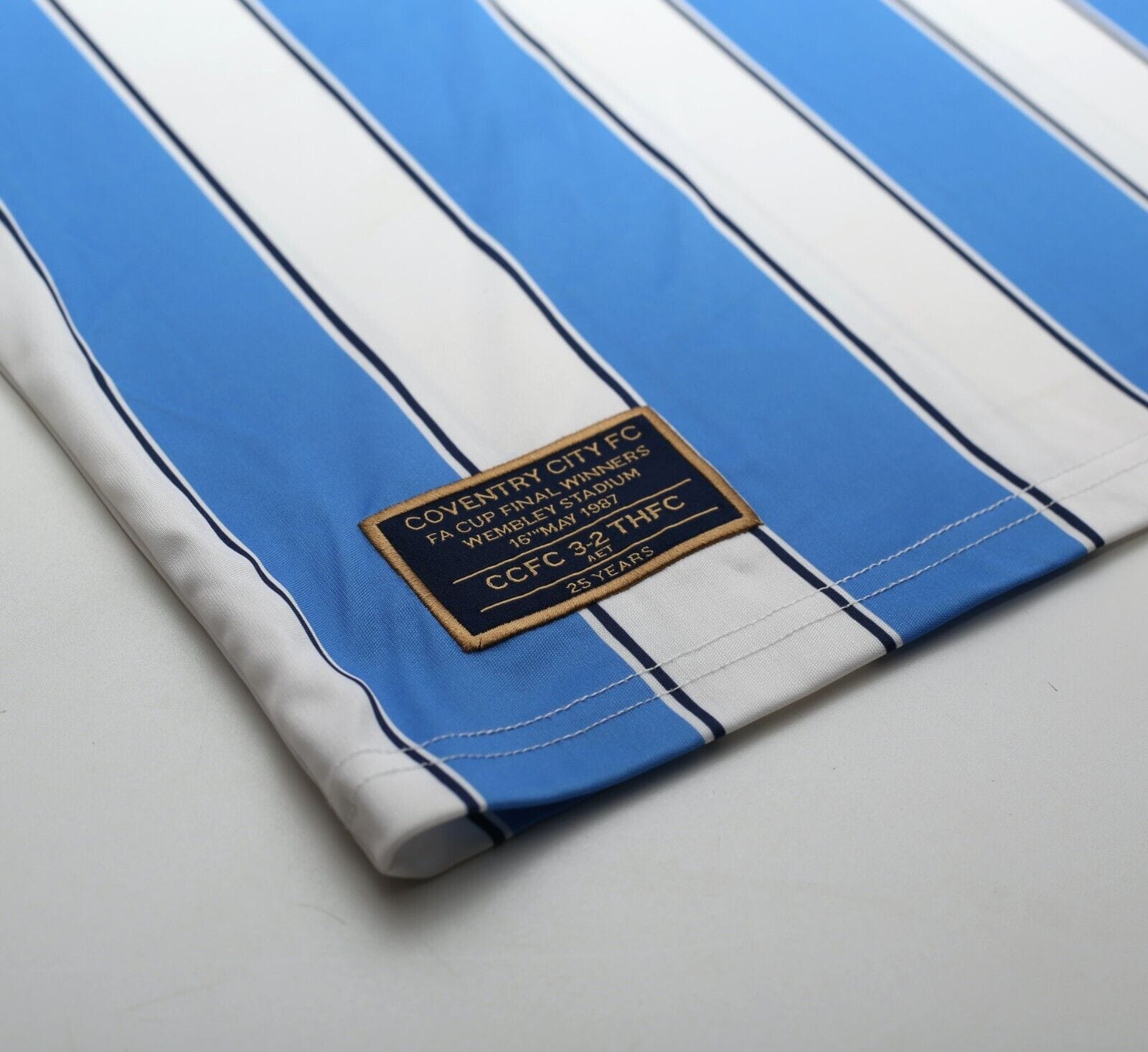 2012/13 COVENTRY CITY Vintage PUMA 'FA Cup 25th Anniversary' Football Shirt (M)