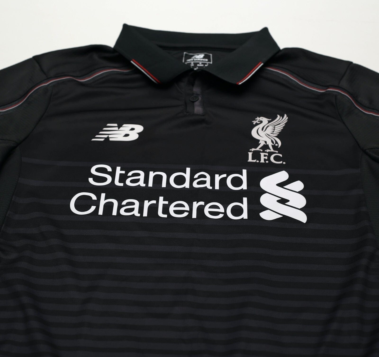 2015/16 COUTINHO #10 Liverpool Vintage New Balance Third Football Shirt (M)