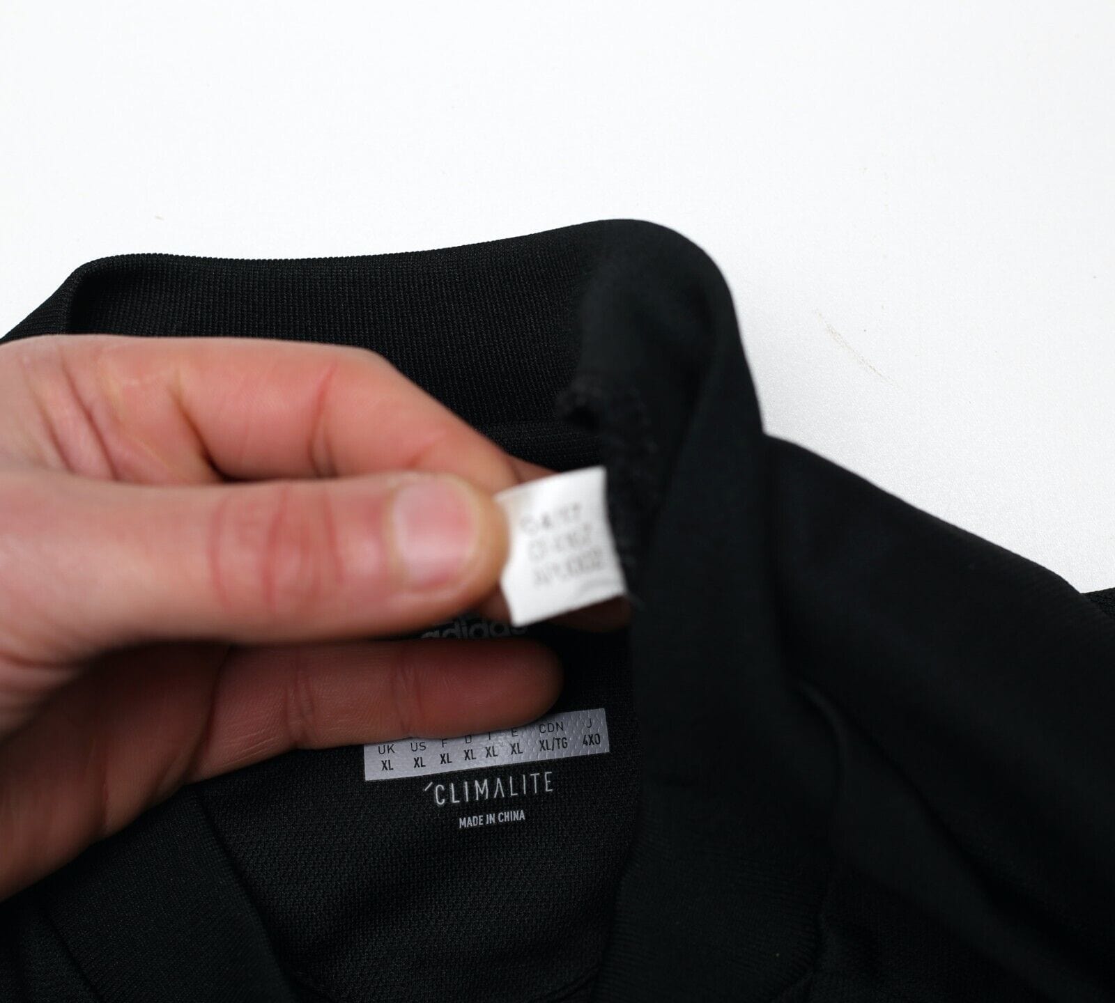 2017/18 ORLANDO PIRATES #37 Retro adidas Football Shirt Jersey (XL)