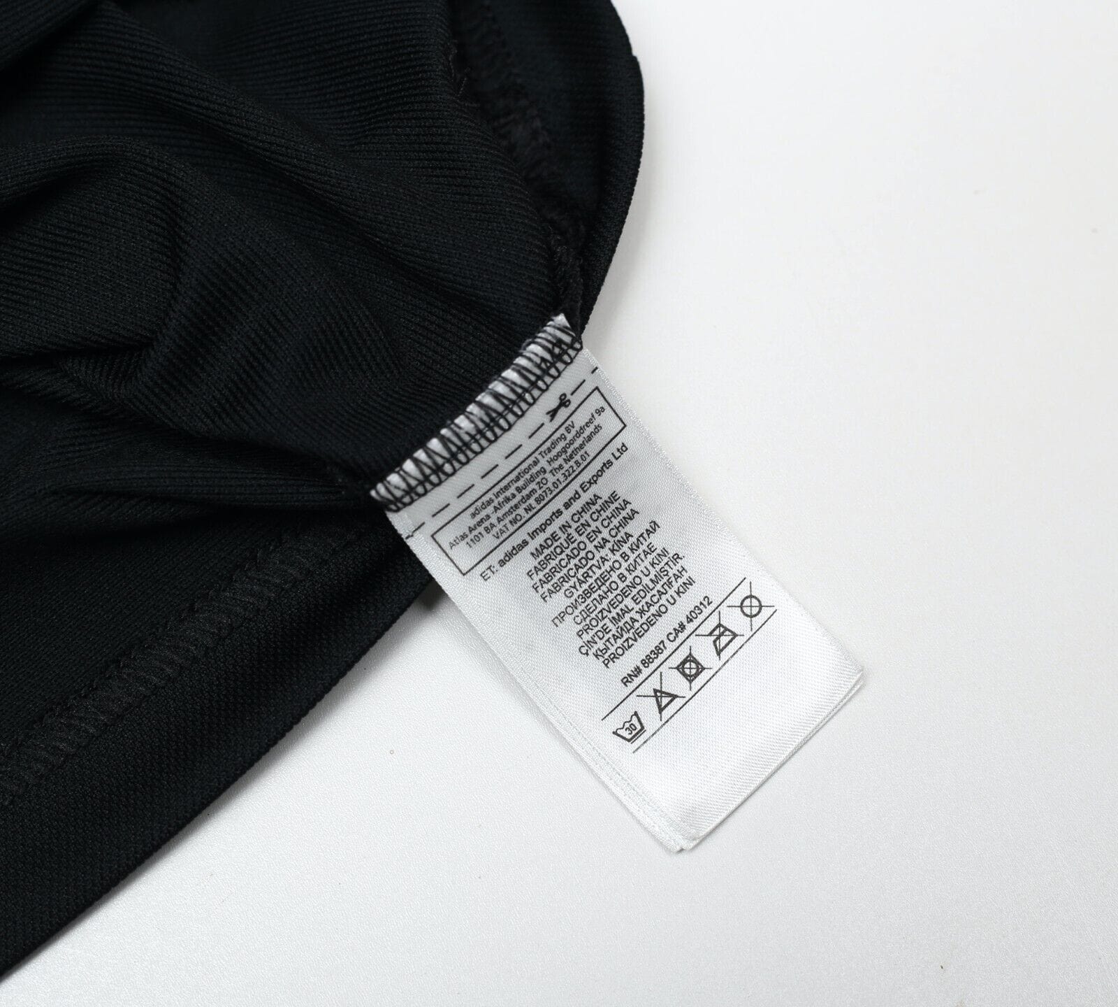 2017/18 ORLANDO PIRATES #37 Retro adidas Football Shirt Jersey (XL)