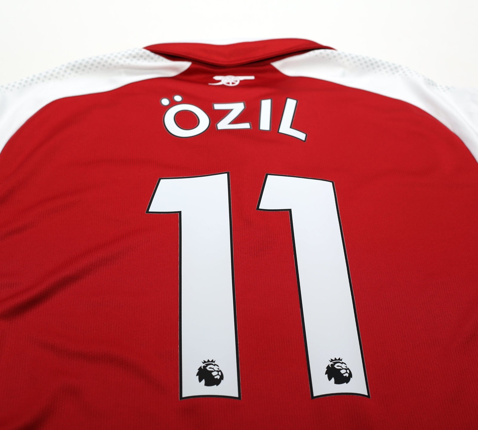 2017/18 OZIL #11 Arsenal Vintage PUMA Home Football Shirt (L)