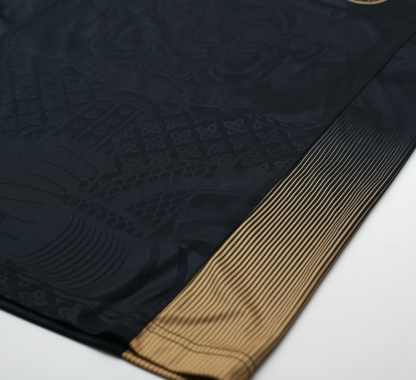 2017 24 KILATES BANGKOK Long Sleeve Home Football Shirt (M)