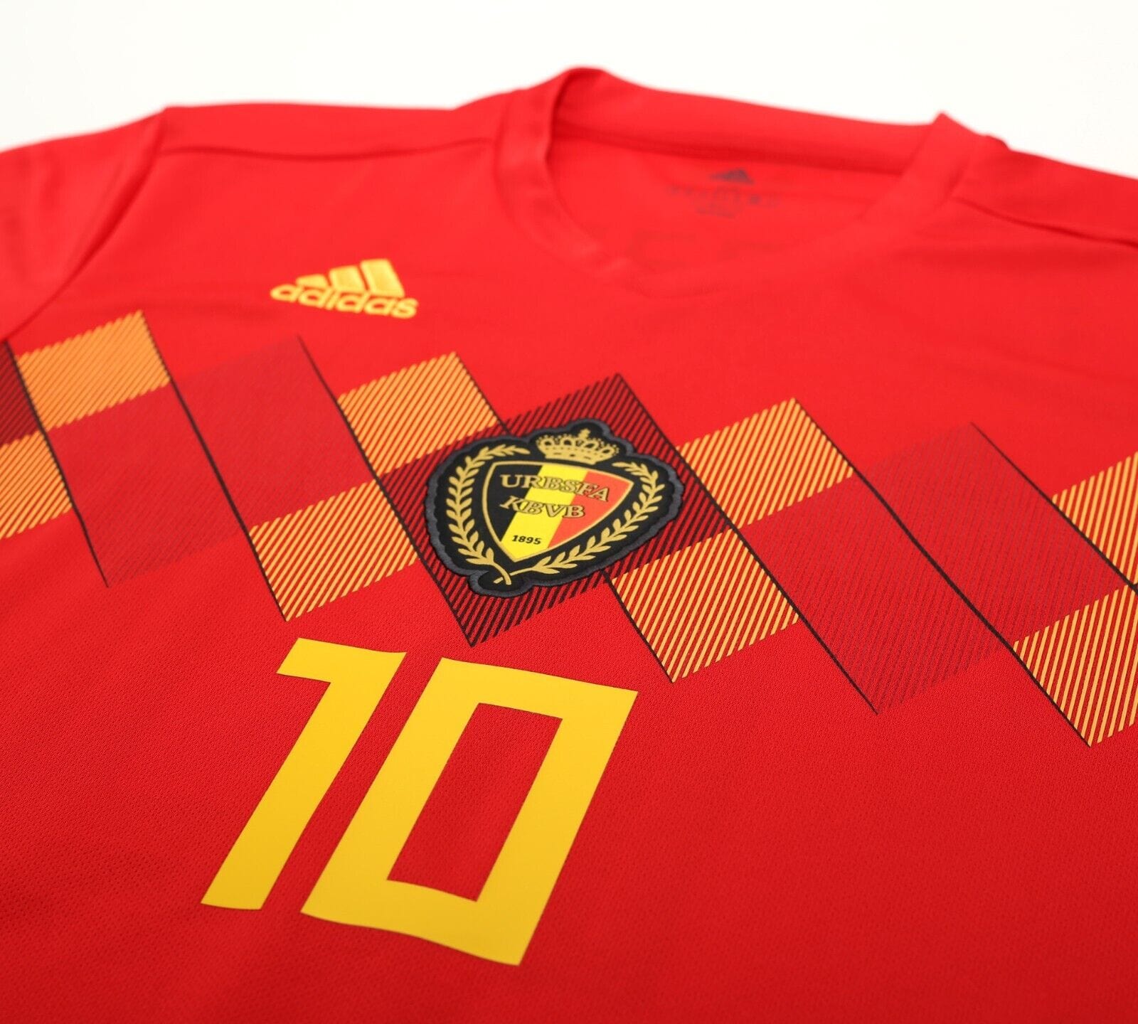 2018/19 HAZARD #10 Belguim Vintage adidas Home Football Shirt (M) World Cup 2018