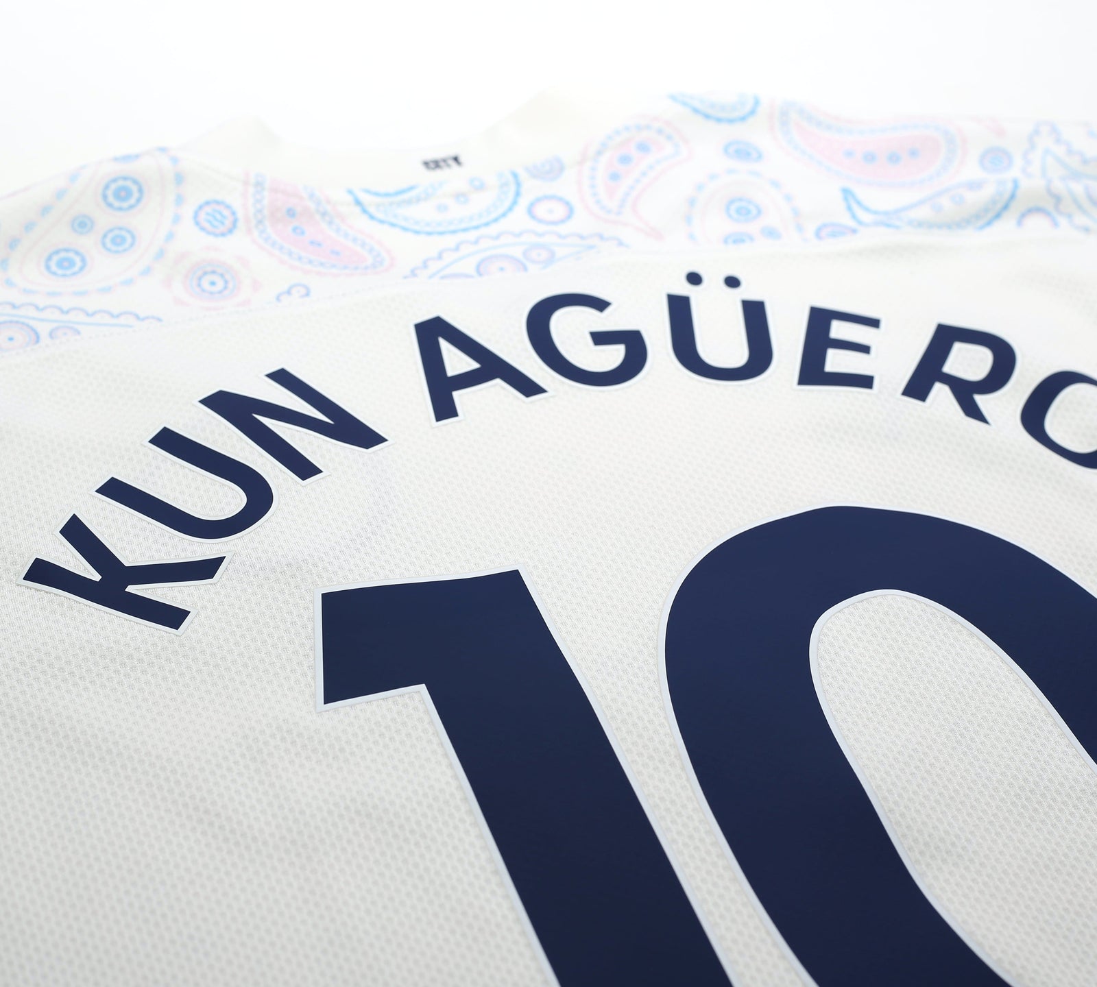 2020/21 KUN AGUERO #10 Manchester City Vintage PUMA Third Football Shirt (M)