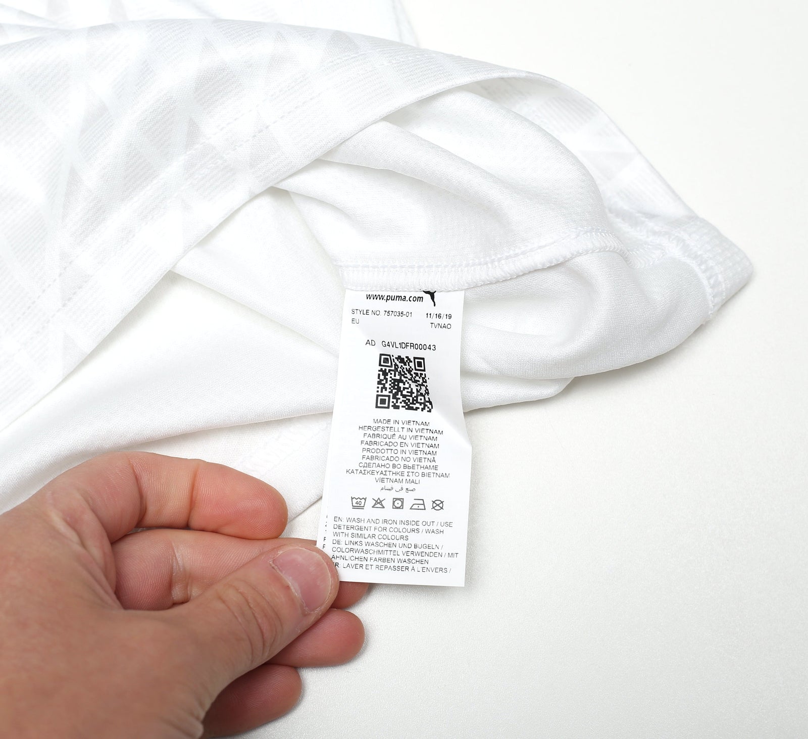 2020/21 MARSEILLE PUMA Home Football Shirt (S)