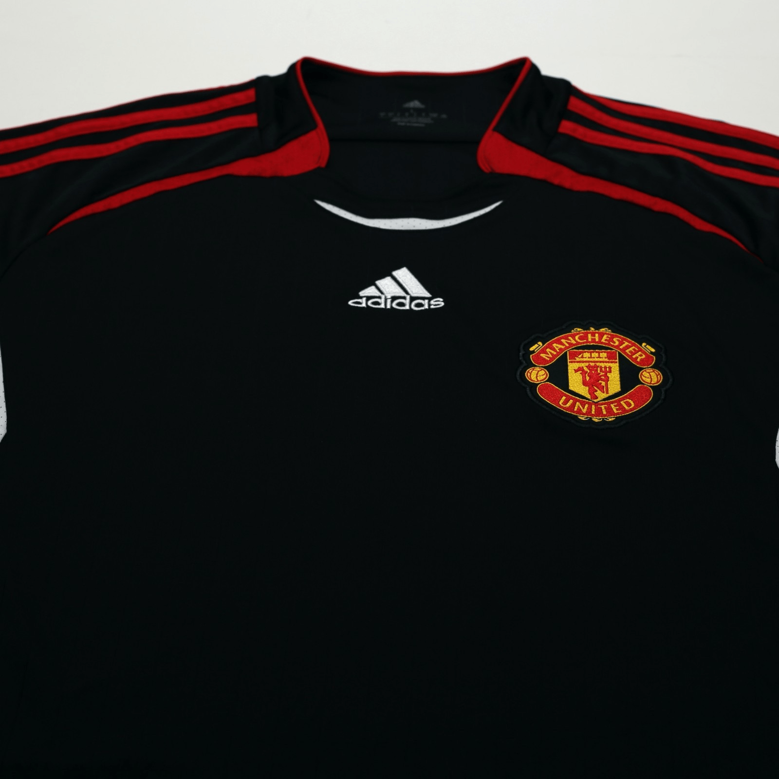 2021/22 Ronaldo #7 Manchester United adidas Teamgeist Football Shirt (L)