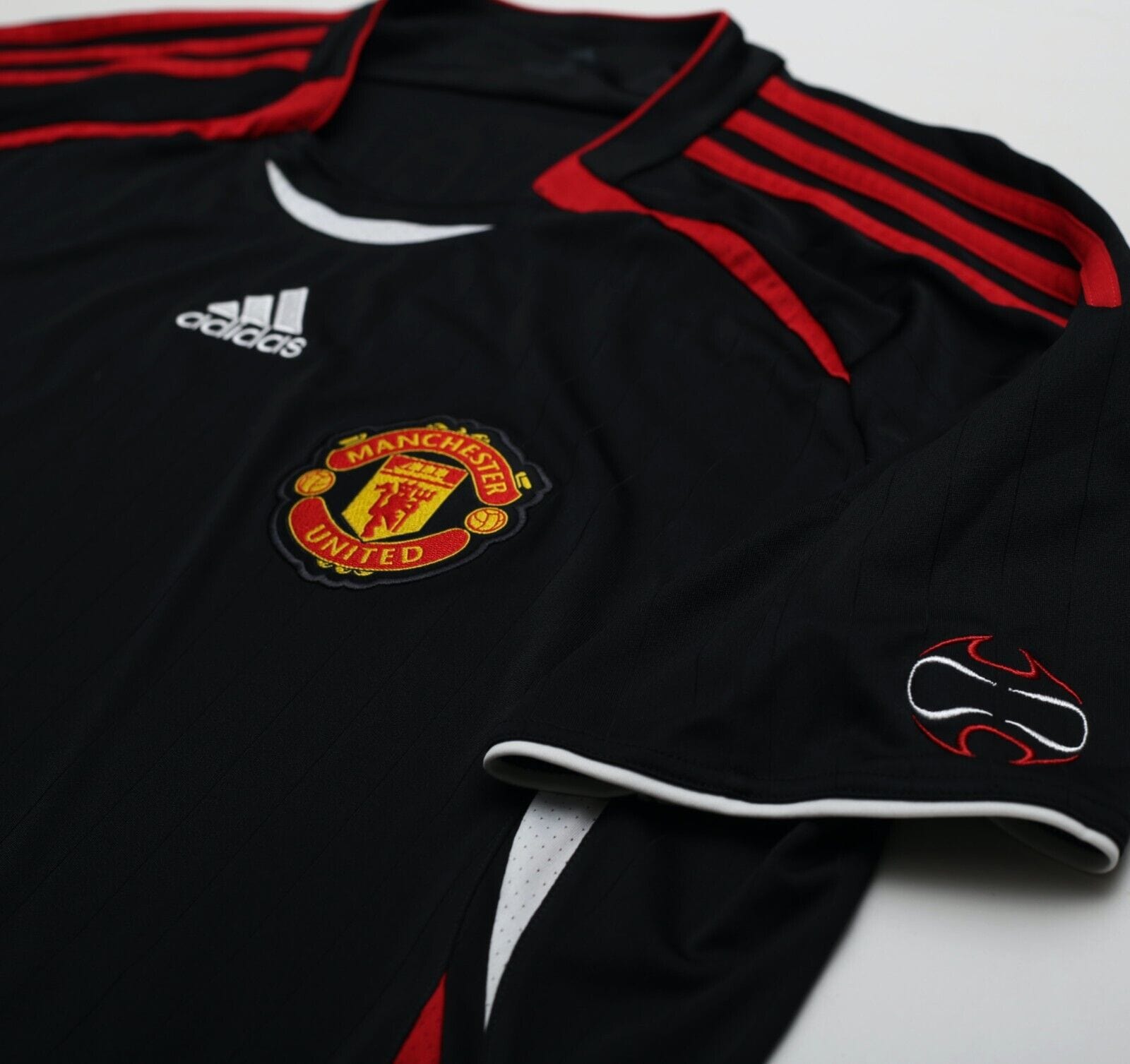 2021/22 RONALDO #7 Manchester United adidas Teamgeist Football Shirt (XL)