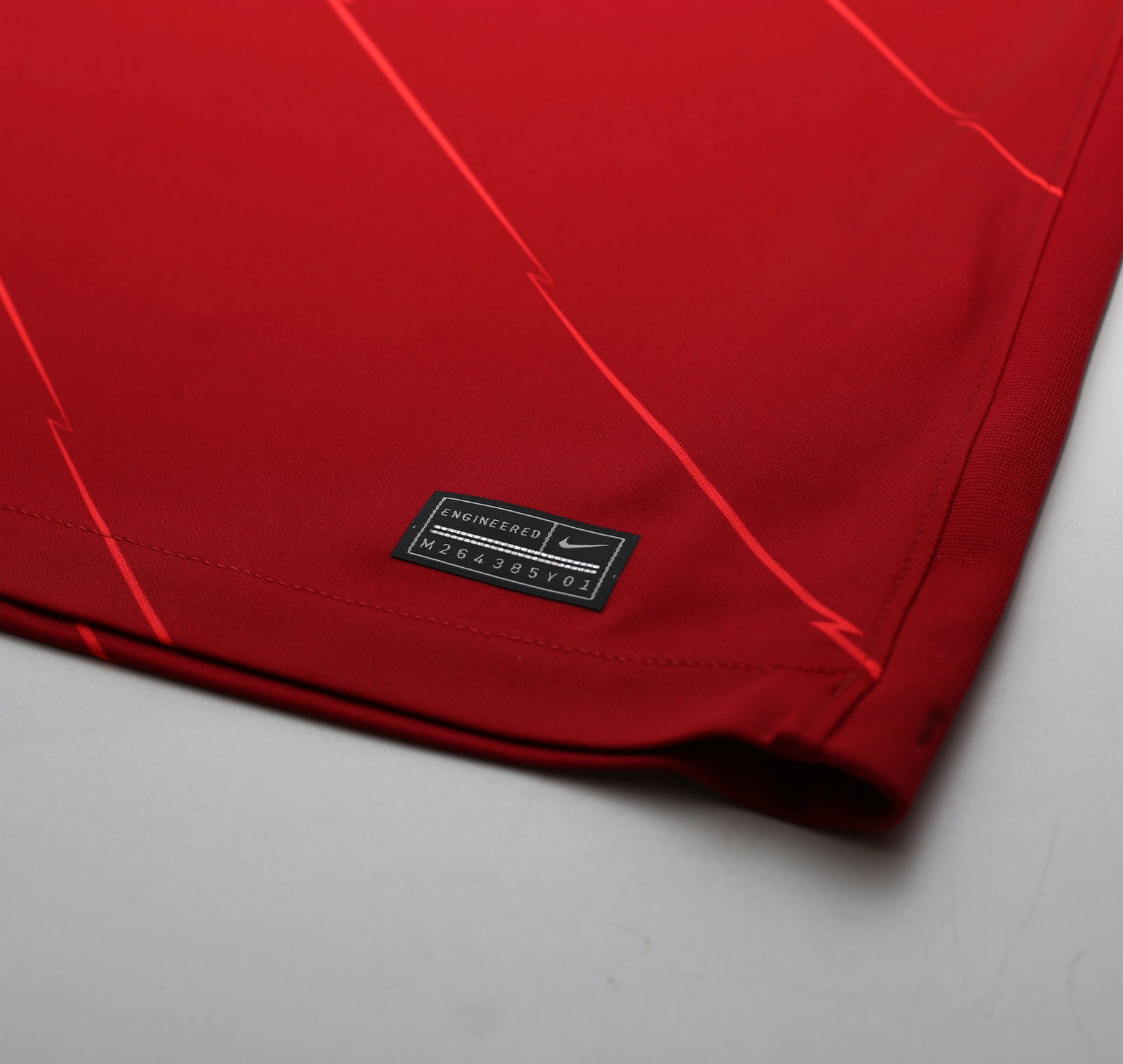 2021/22 VIRGIL #4 Liverpool Vintage Nike Home Football Shirt (XL) BNWT