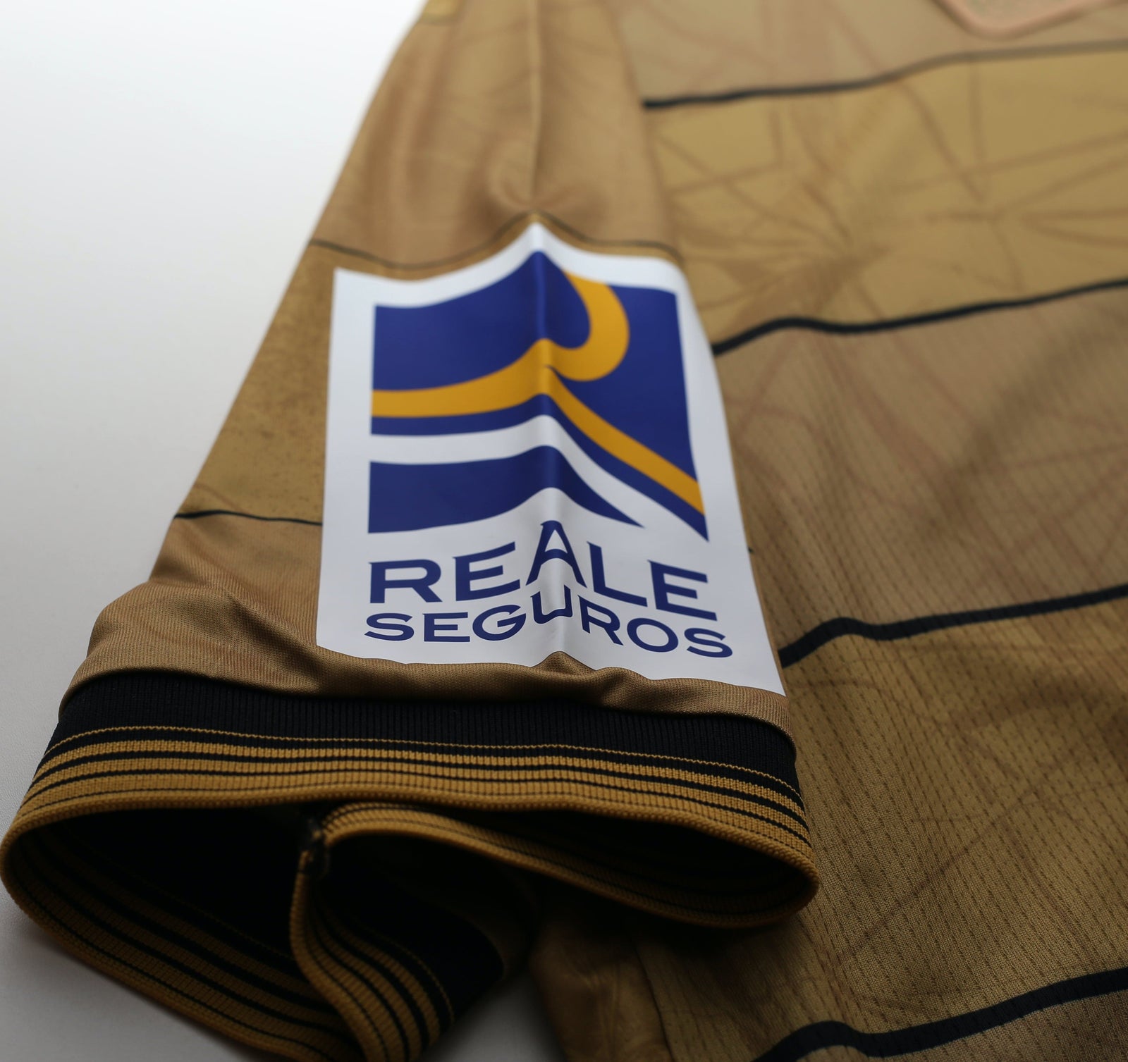 2024/25 Real Sociedad Macron away shirt | New | All sizes