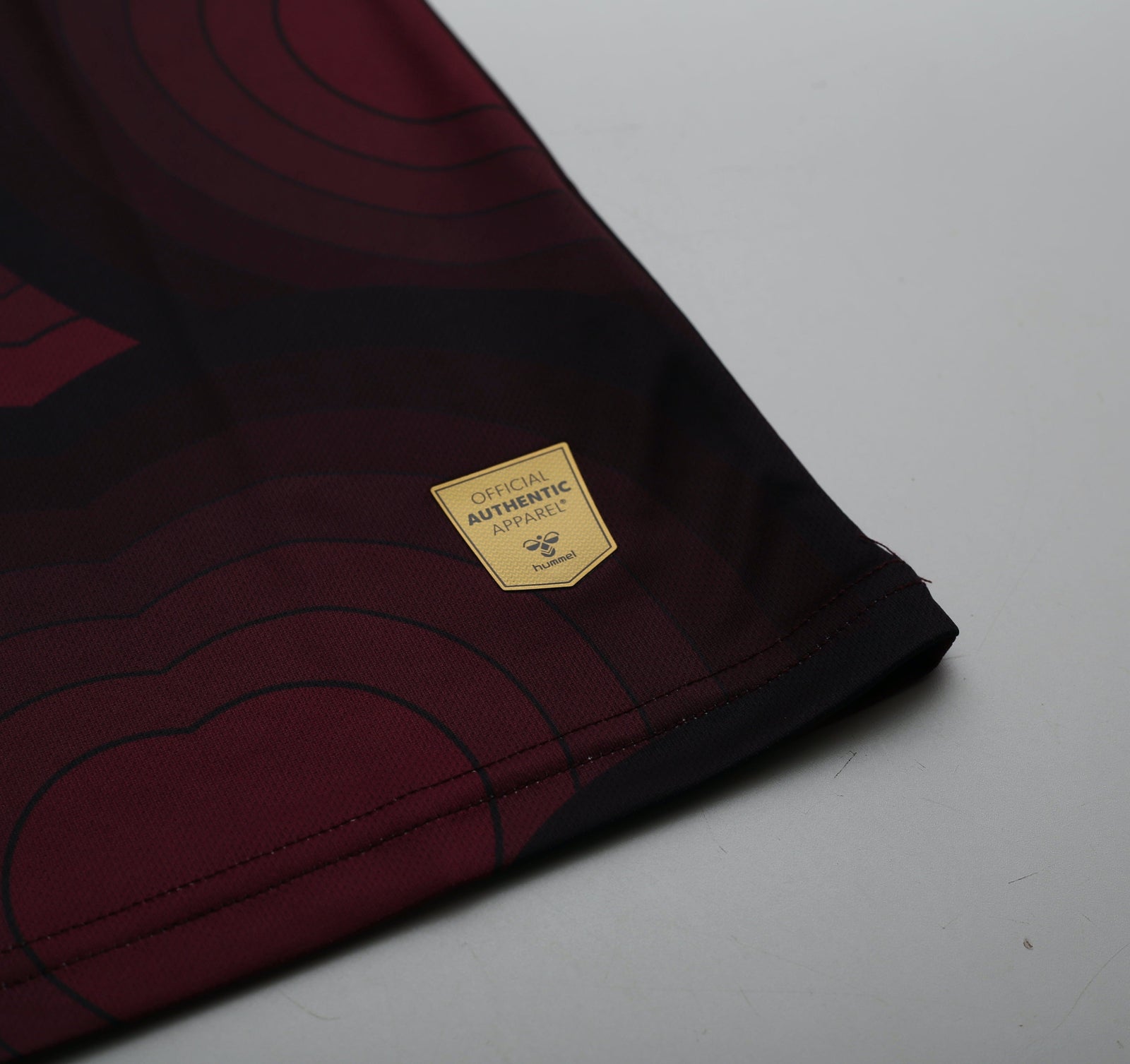 2025-26 Hearts Hummel match day home shirt (New in bag)