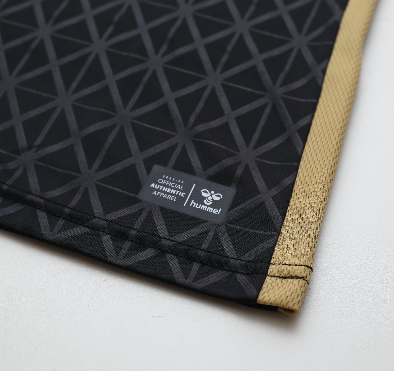 2025-26 Hearts Hummel third shirt (New in bag) Short Sleeve