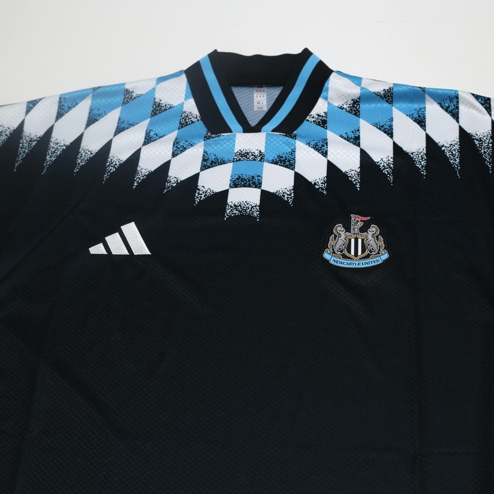 2026/27 Newcastle United Retro adidas Stadium Jersey Shirt (M)