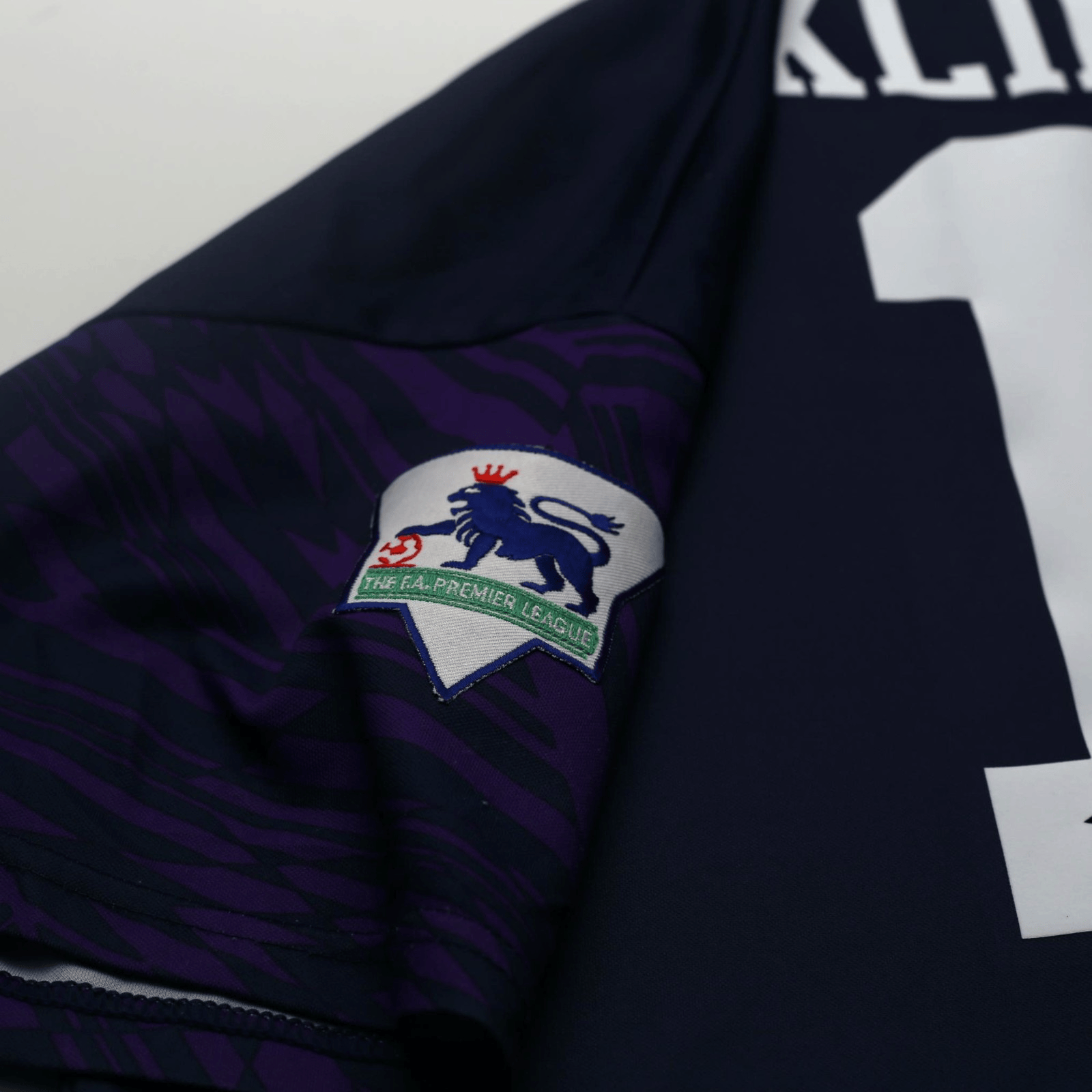 1994/95 Klinsmann #18 Tottenham Hotspur Vintage Umbro Away Football Shirt (XXL)11
