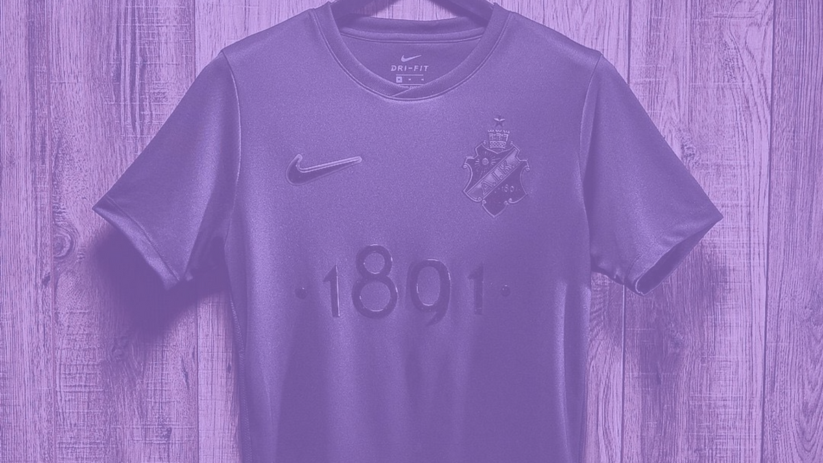 This AIK x Nike blackout kit is so good it crashed their website