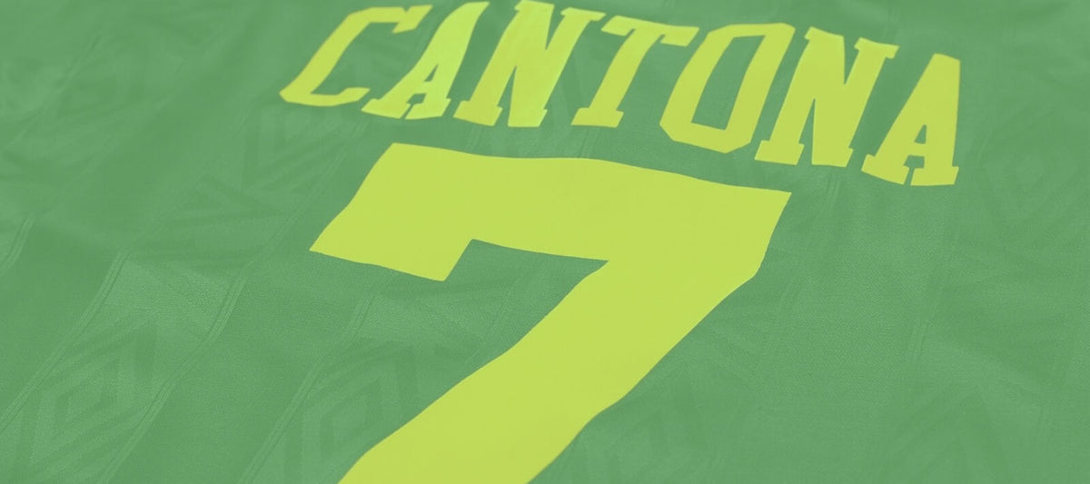 The most popular vintage Manchester United football shirt namesets