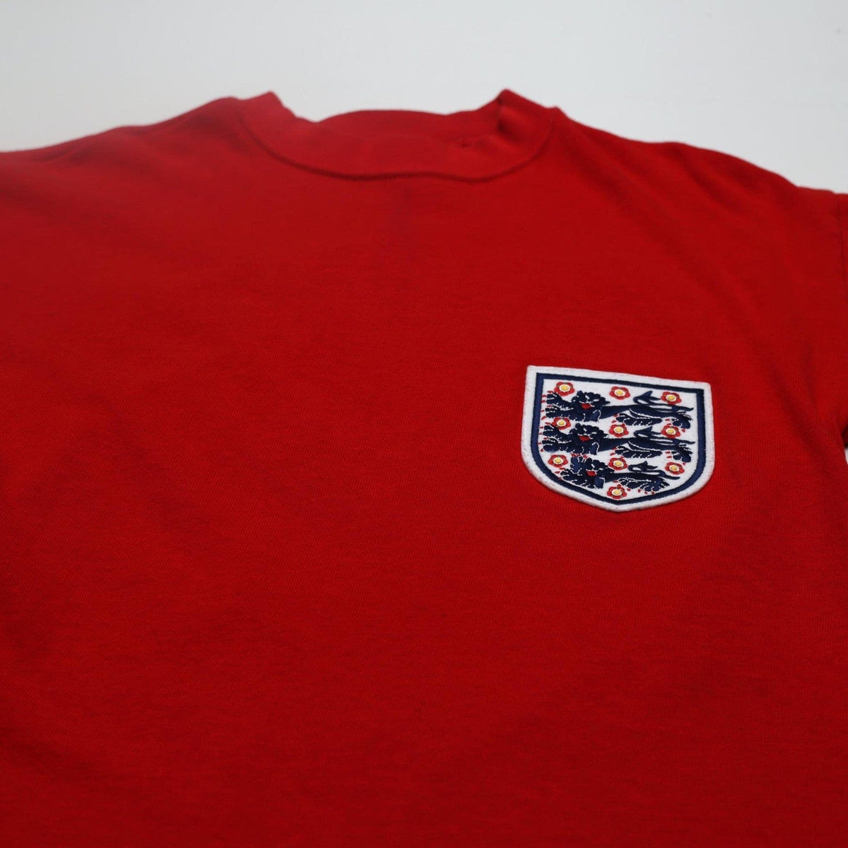 1966 Martin Peters #16 England Retro Toffs Away Football Shirt (S)