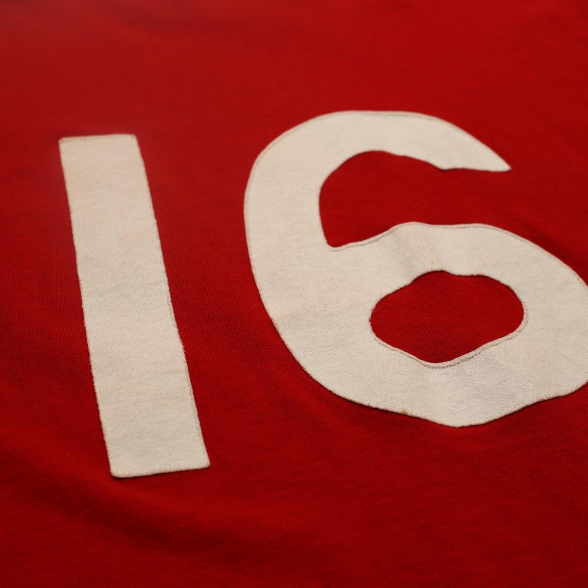 1966 Martin Peters #16 England Retro Toffs Away Football Shirt (S)