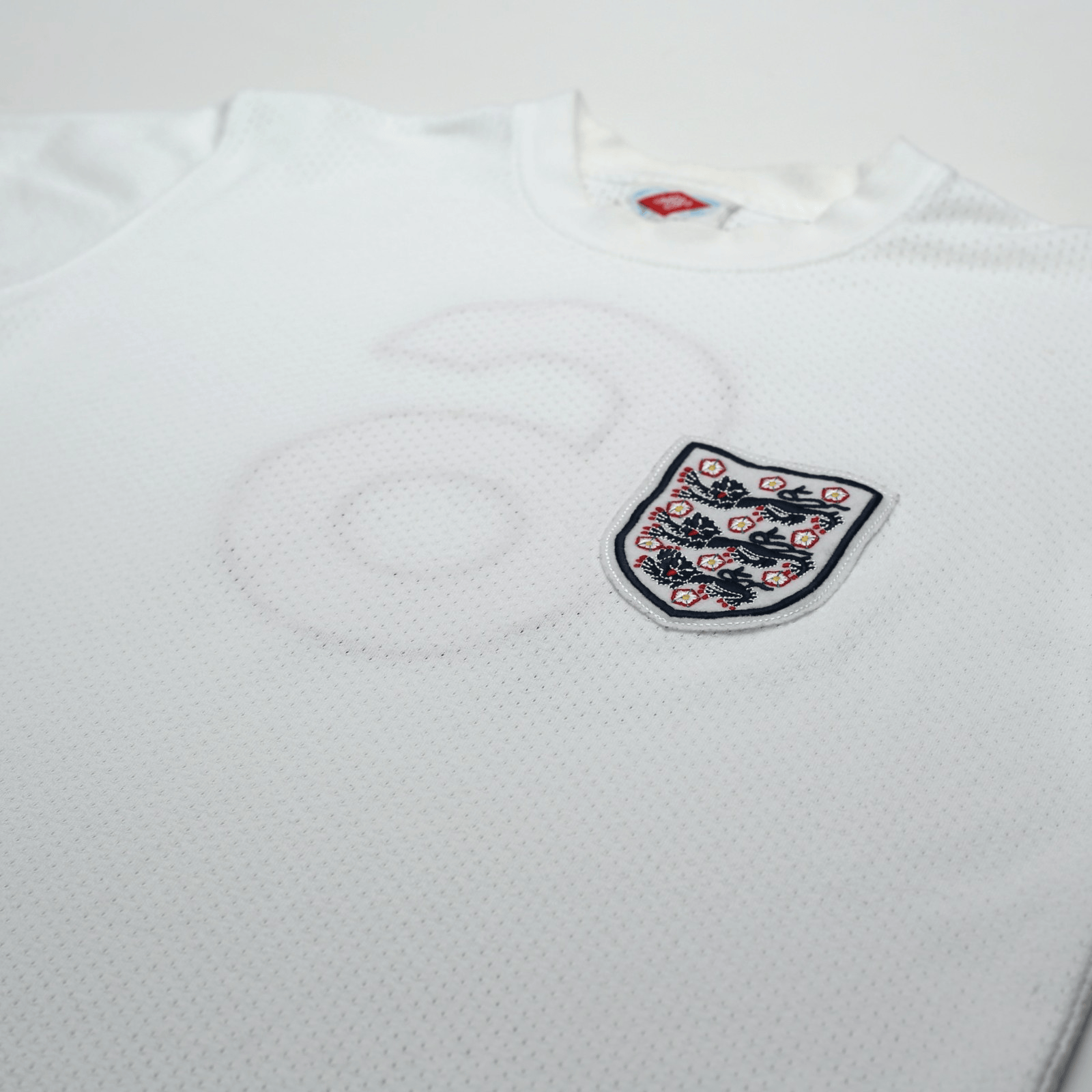 1970 Bobby Moore #6 England Retro Umbro Home Football Shirt (M/L) Mexico 70 WC