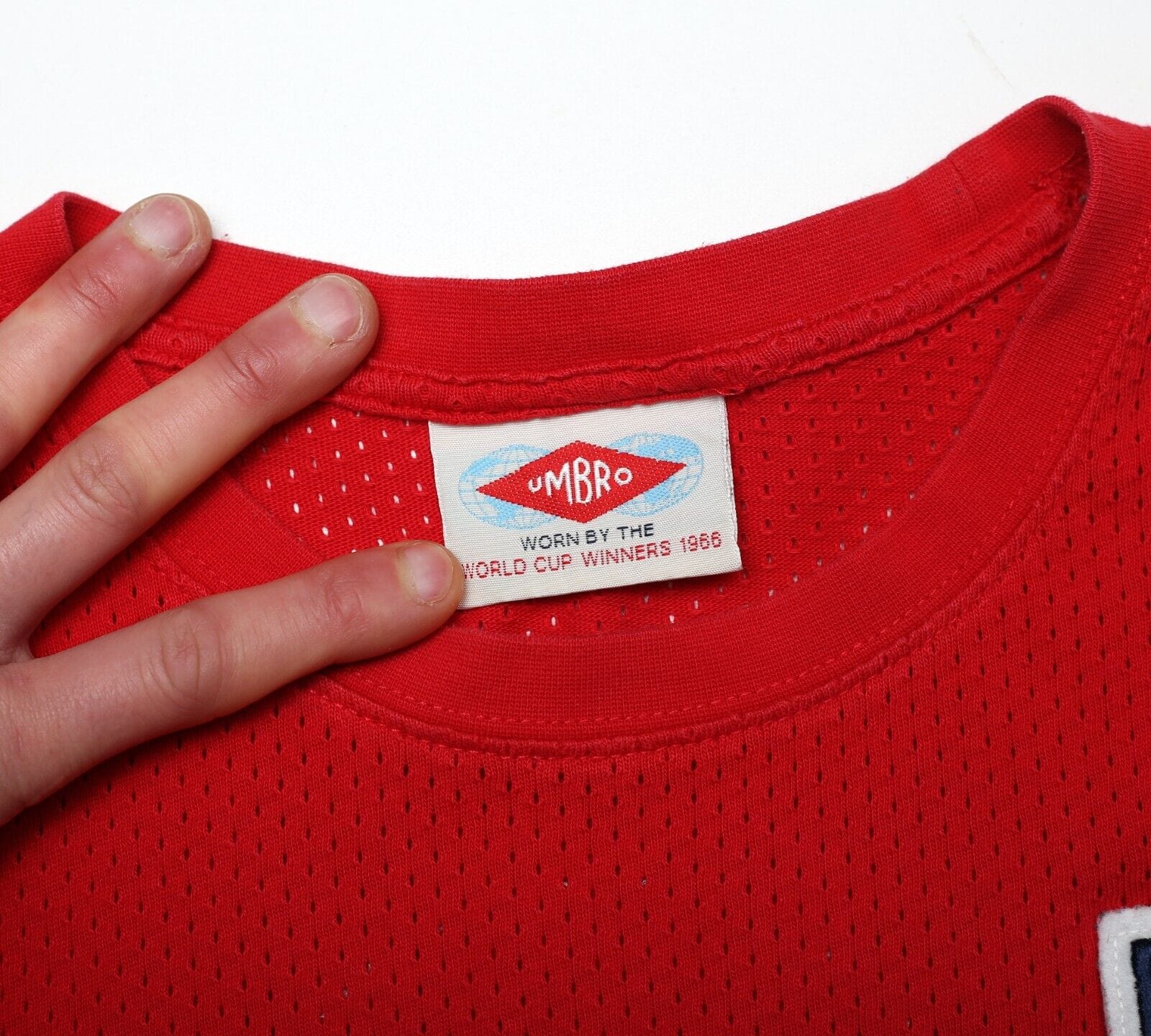 1970 Bobby MOORE #6 England Vintage Umbro Away Football Shirt (L/XL) West Ham