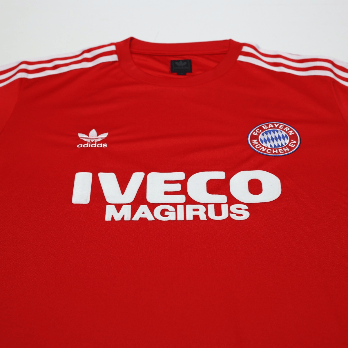 1982/83 Bayern Munich Retro adidas Originals Home Football Shirt (L)