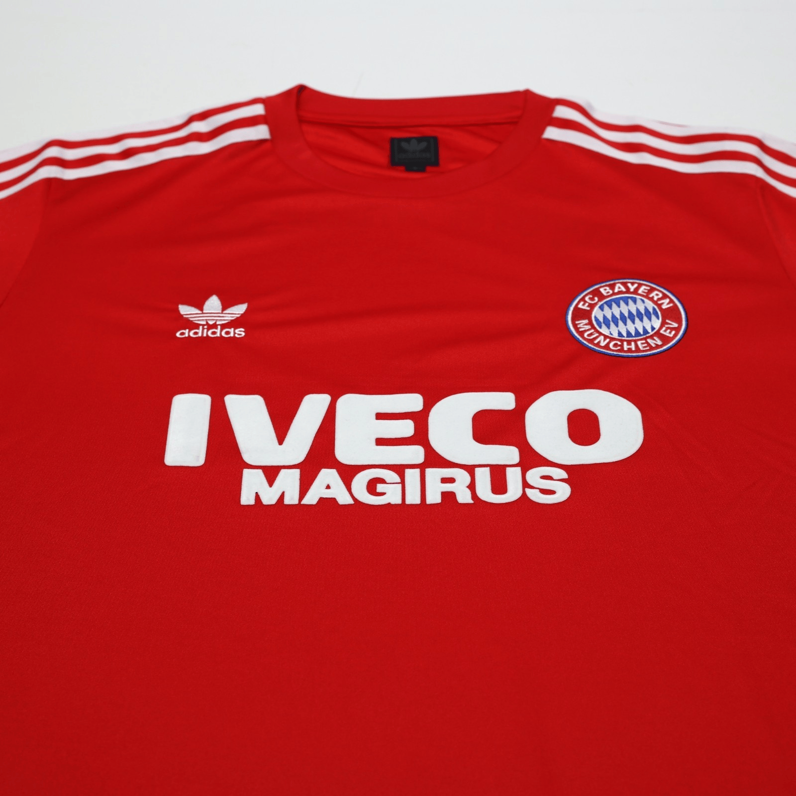 1982/83 Bayern Munich Retro adidas Originals Home Football Shirt (L)