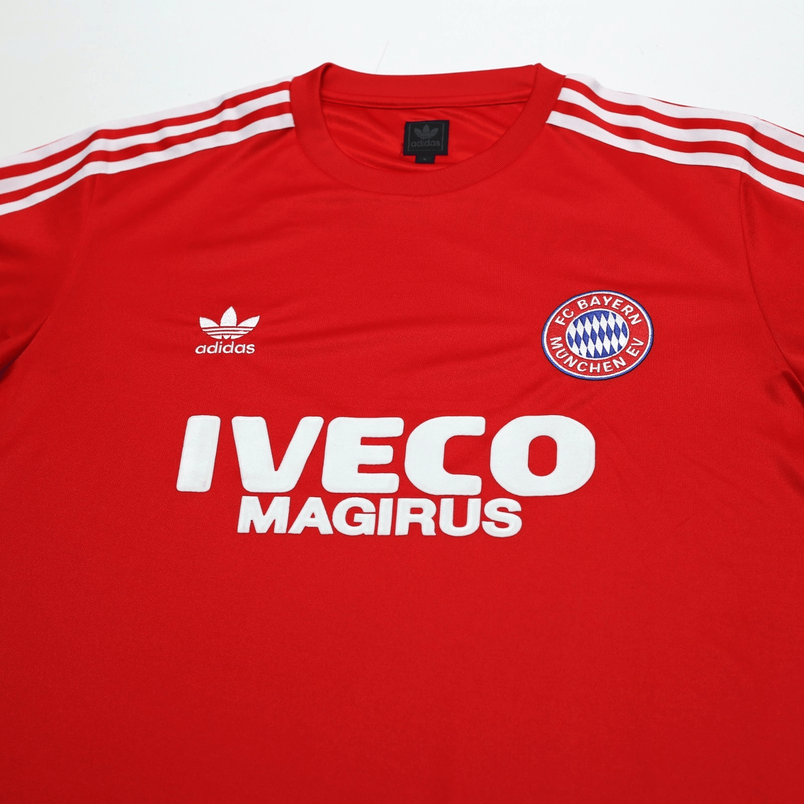 1982/83 Bayern Munich Retro adidas Originals Home Football Shirt (L)