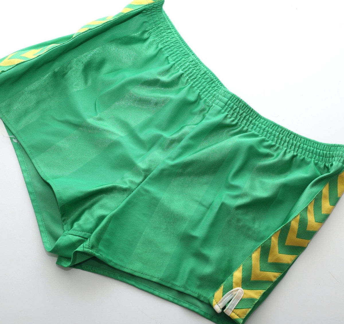 1984/85 NORWICH CITY Vintage Hummel Home Football Shorts 36" (L)