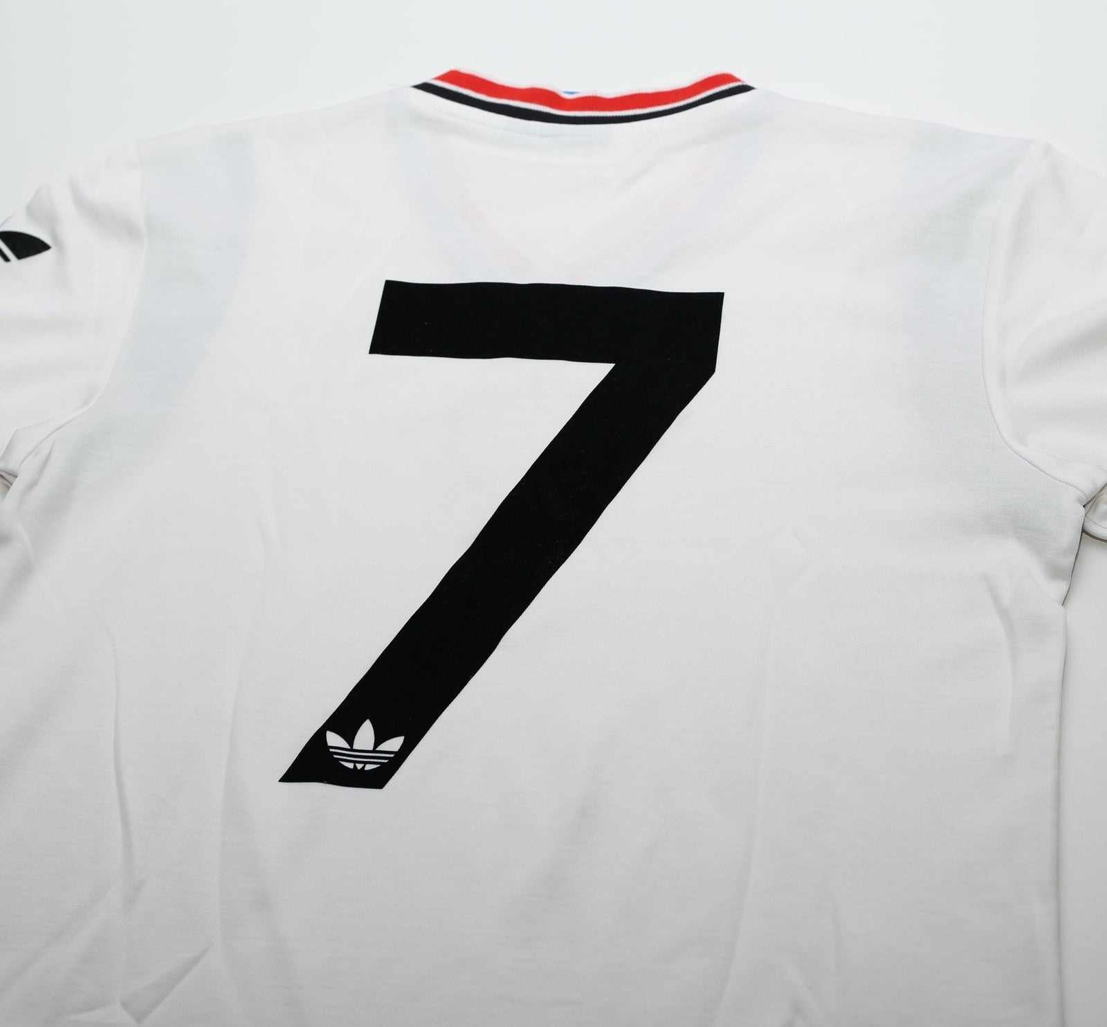 1984/85 ROBSON #7 Manchester United adidas Originals Away Football Shirt (S)