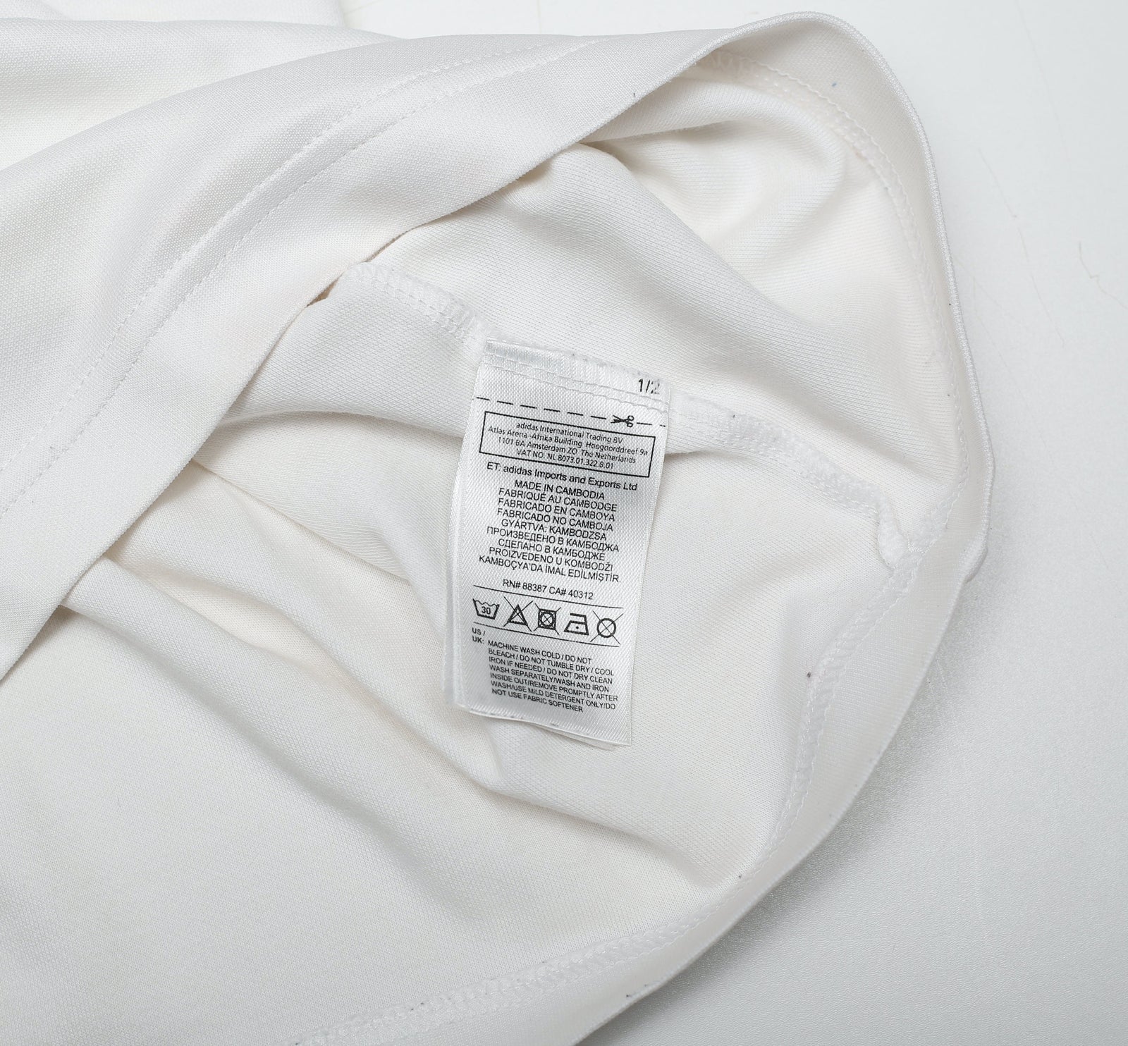 1984/85 ROBSON #7 Manchester United adidas Originals Away Football Shirt (S)