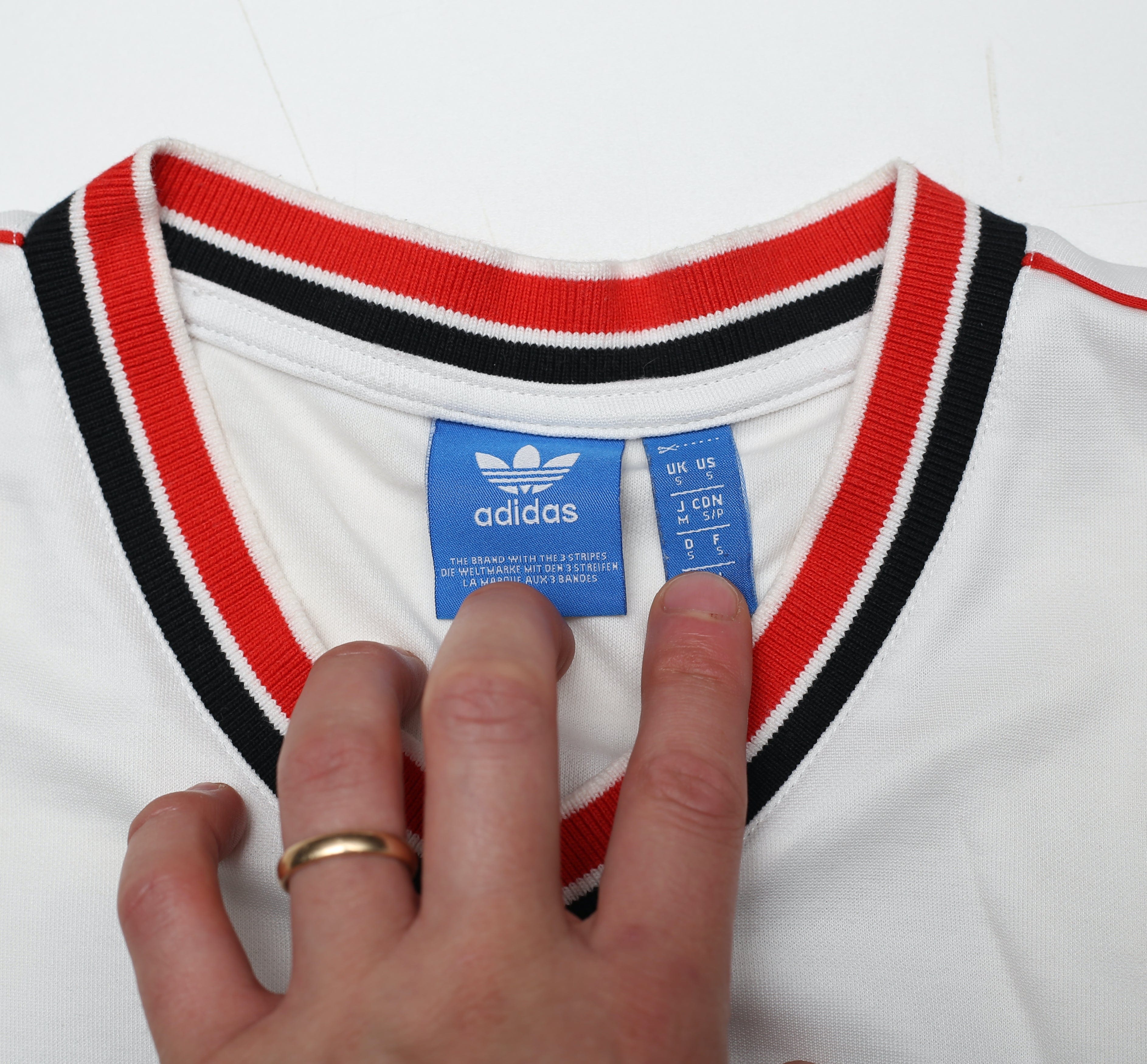 1984/85 ROBSON #7 Manchester United adidas Originals Away Football Shirt (S)