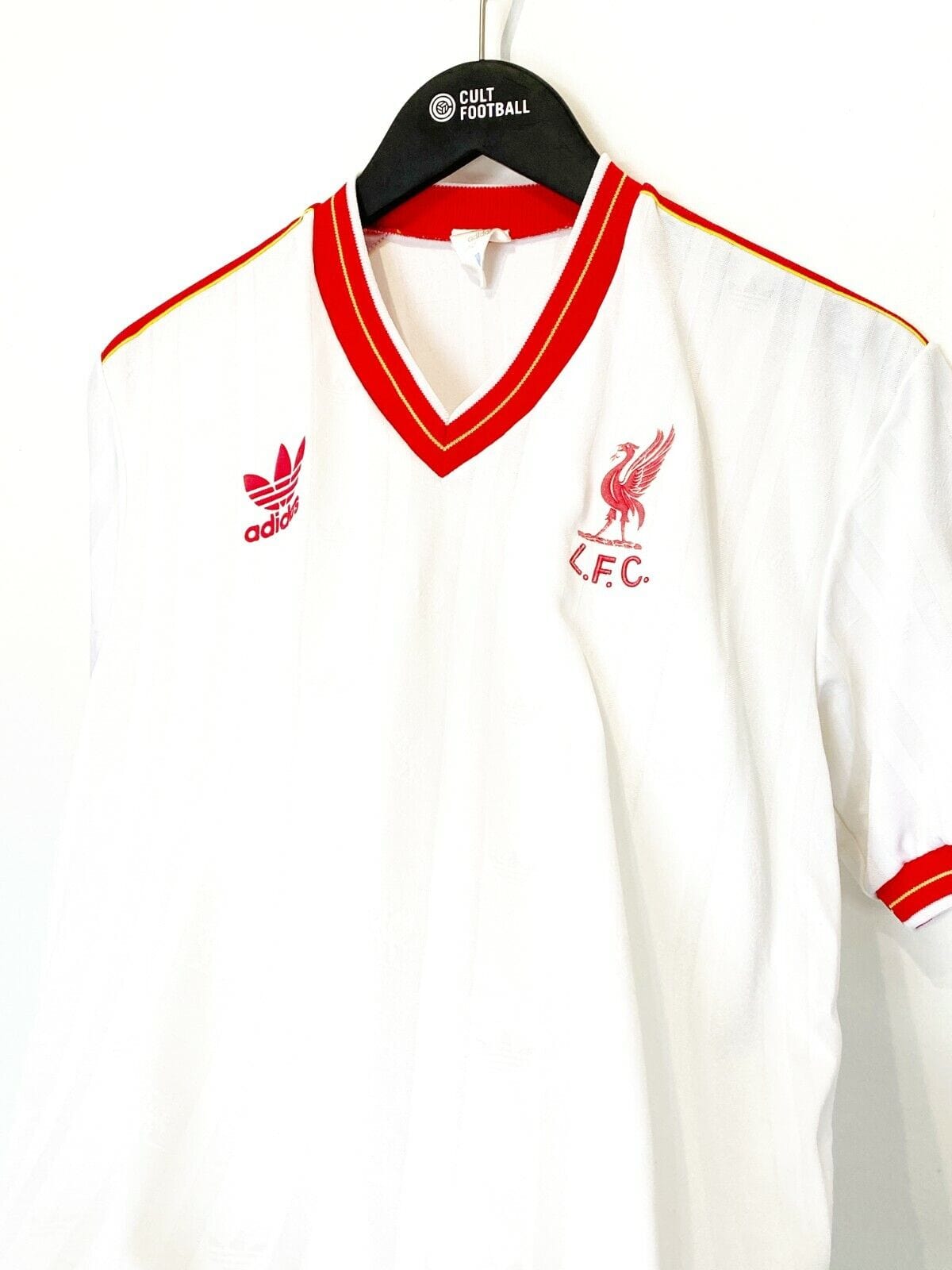 Liverpool Retro 1999 Away Green White Navy Sash | Essential T-Shirt