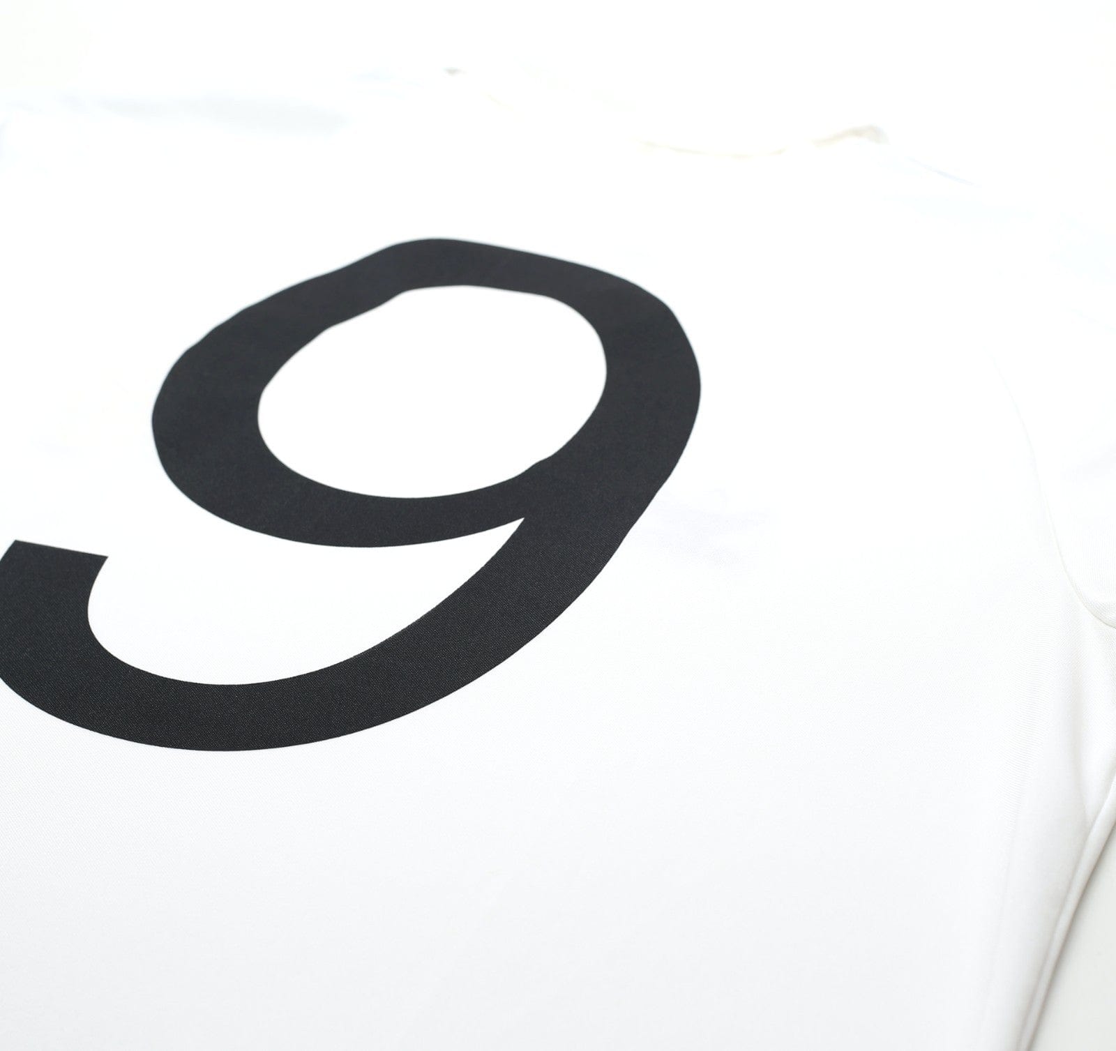 1985/86 SANCHEZ #9 Real Madrid Retro adidas Originals Home Football Shirt (L)