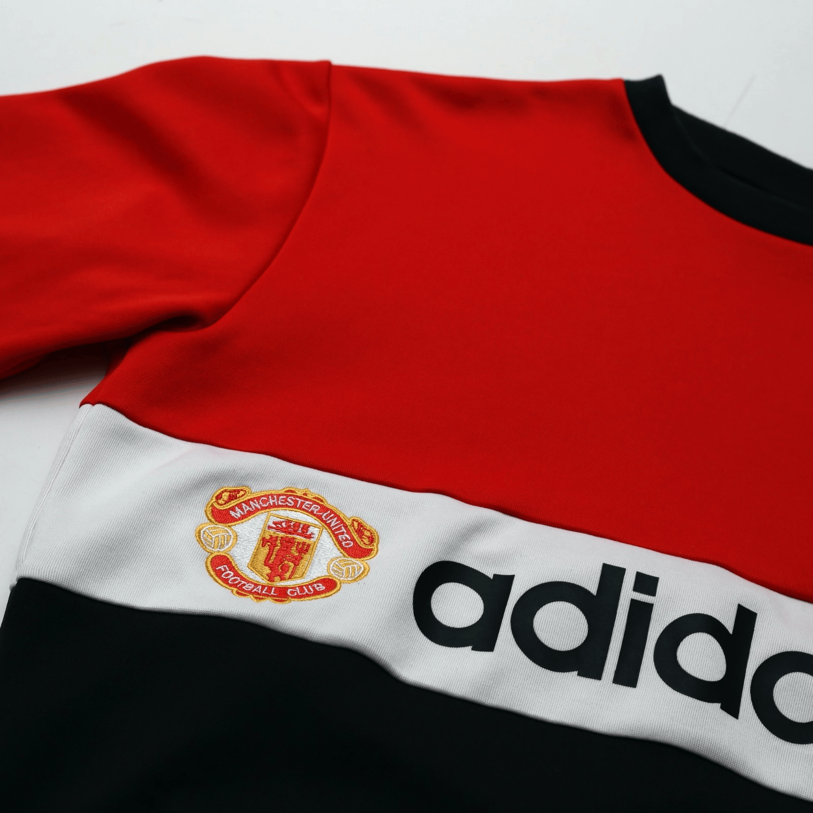 1985 Inspired Manchester United adidas Originals Football Sweatshirt (S)