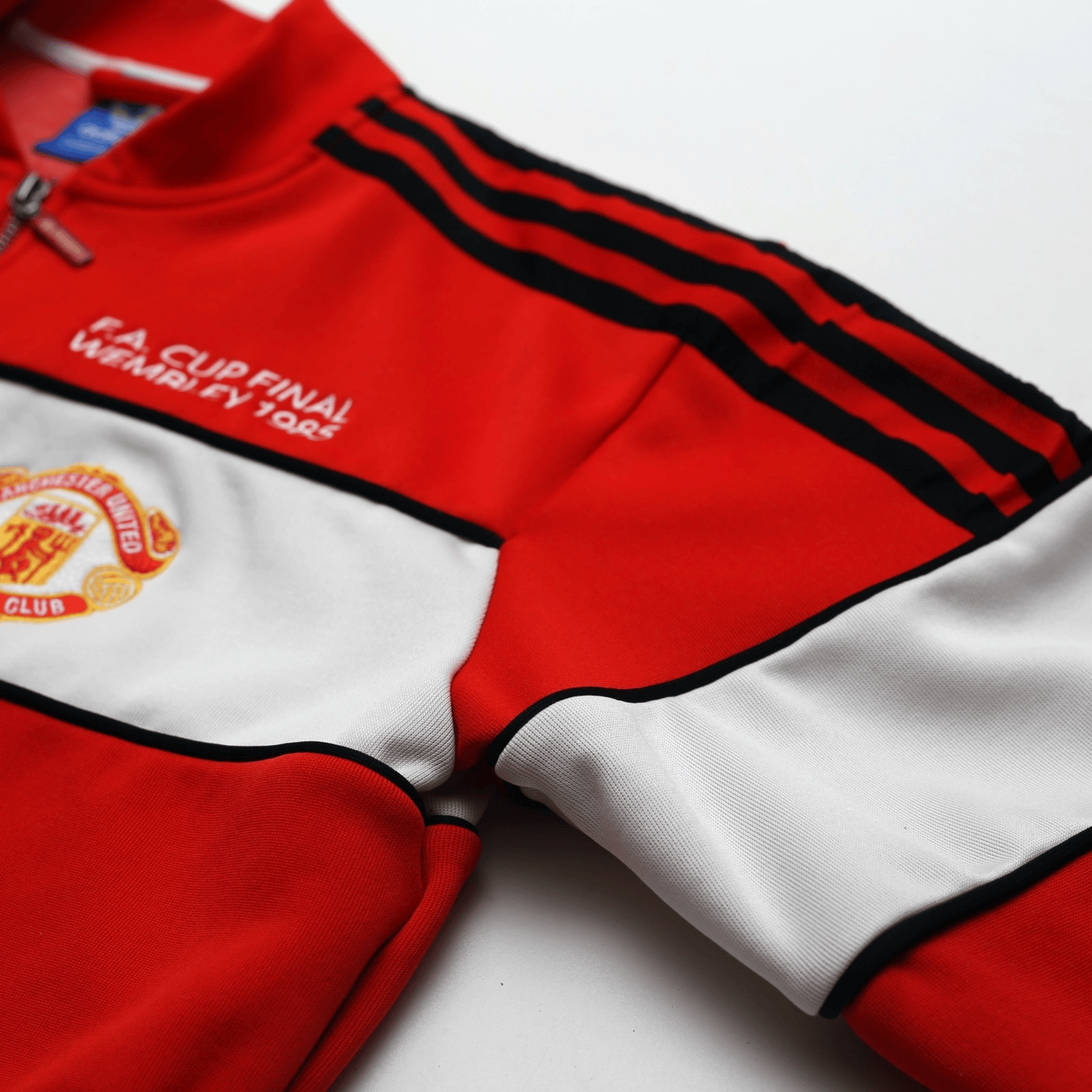 1985 Manchester United adidas Originals FA Cup Football Track Top Jacket (M)