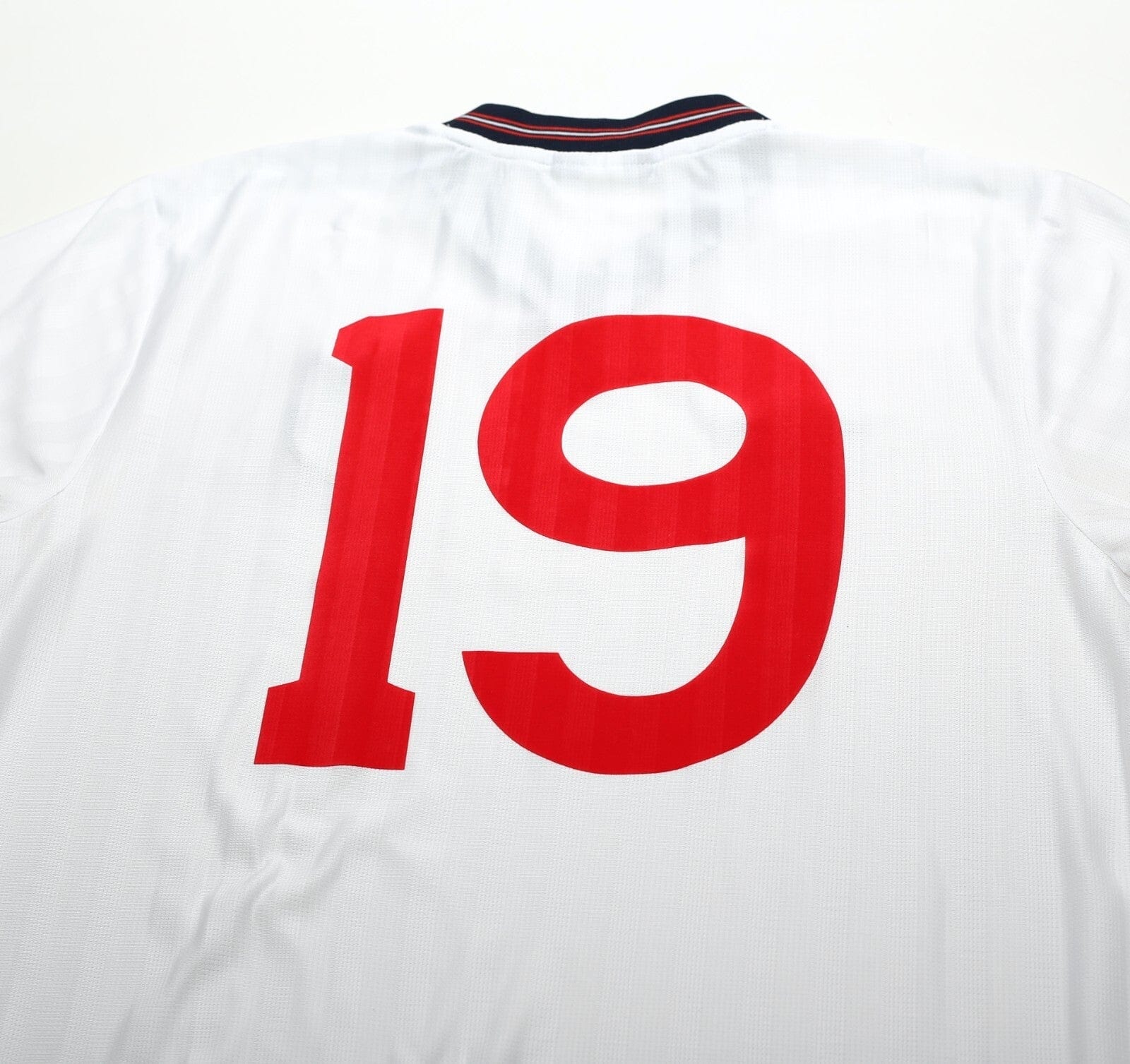 1986 BARNES #19 England Retro Umbro Home Football Shirt (L) Mexico
