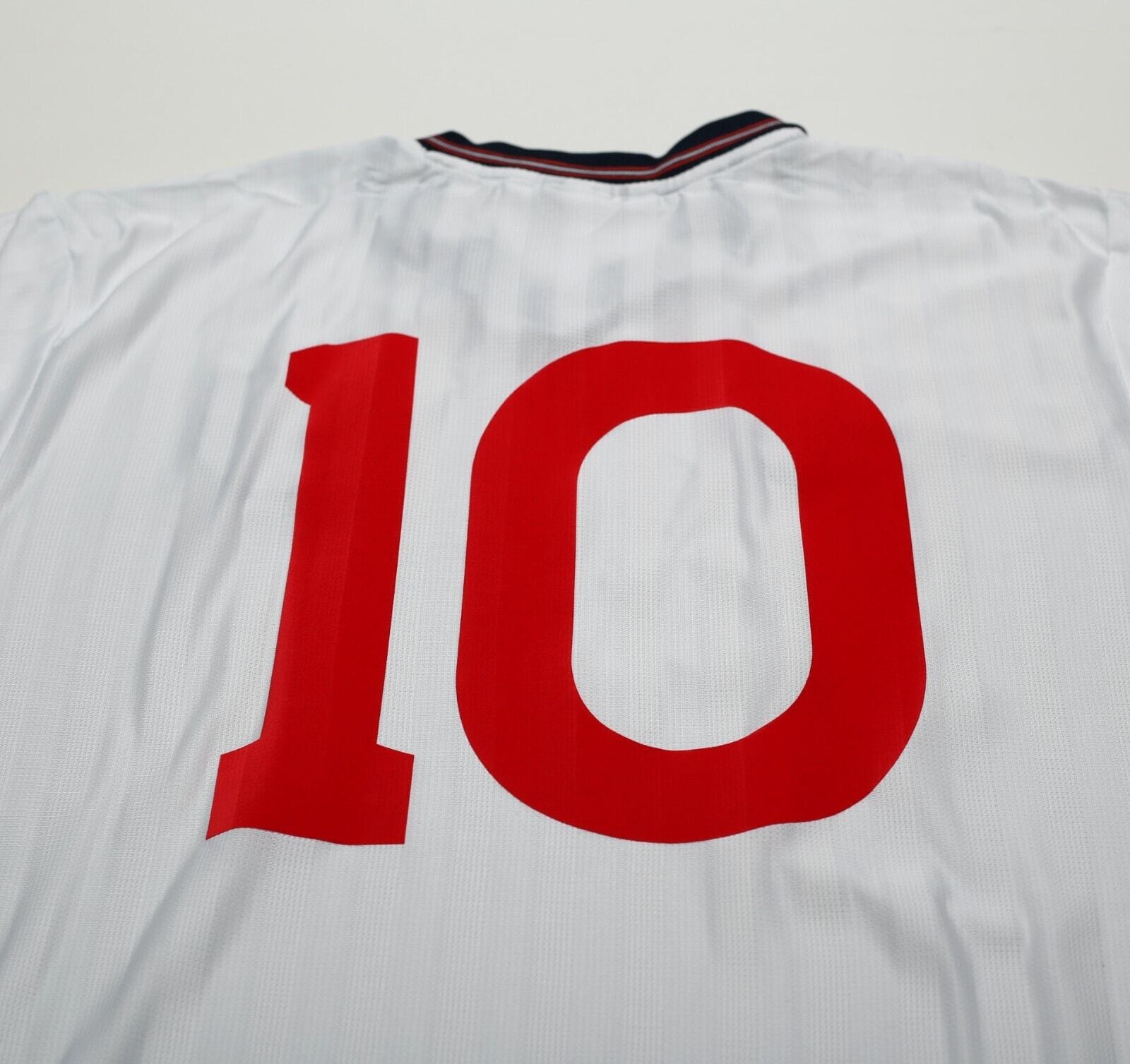 1986 LINEKER England #10 Retro Umbro Home Football Shirt (L