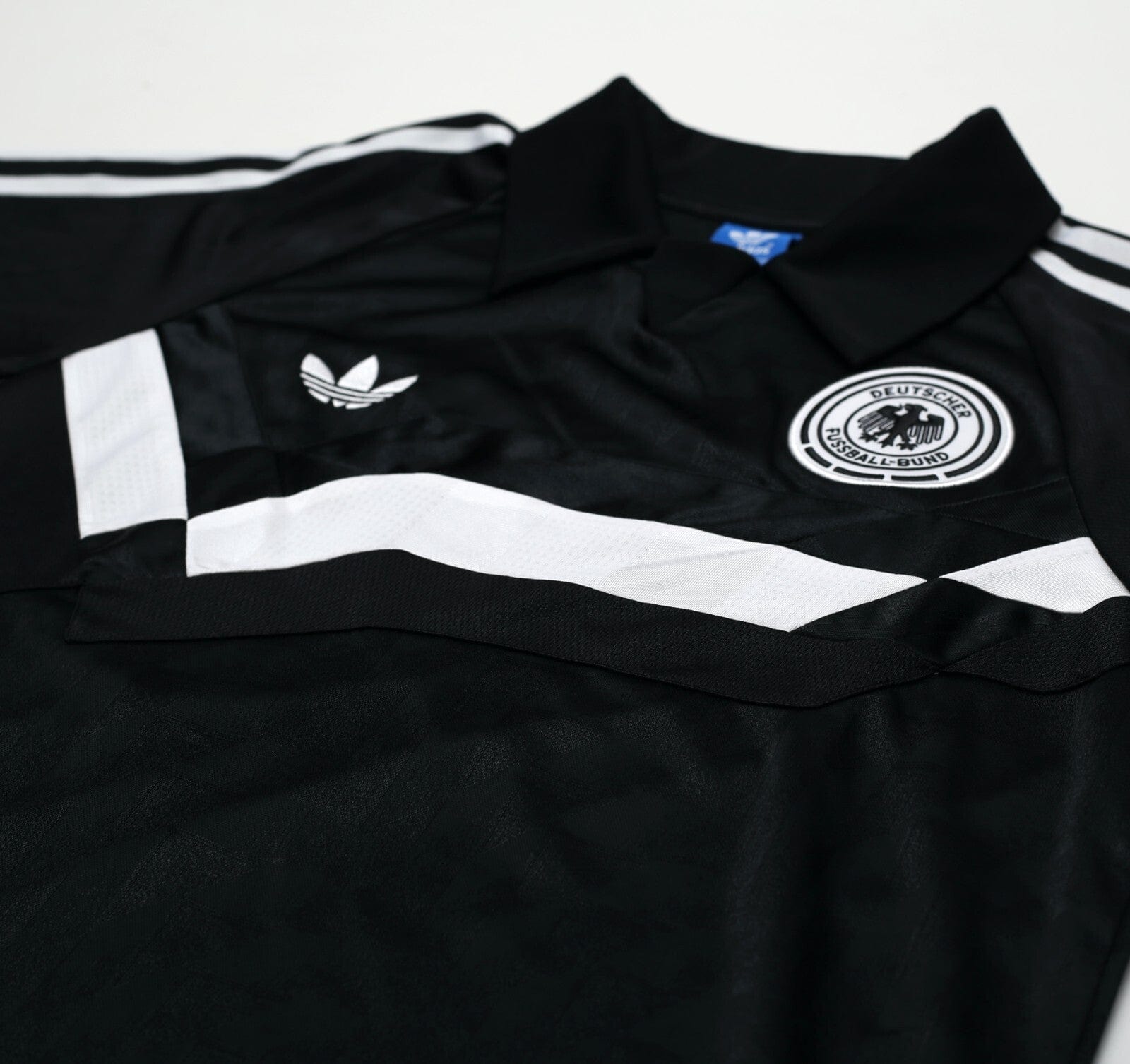 1988/91 West Germany Italia 90 Retro adidas Originals Football Shirt (S/M)