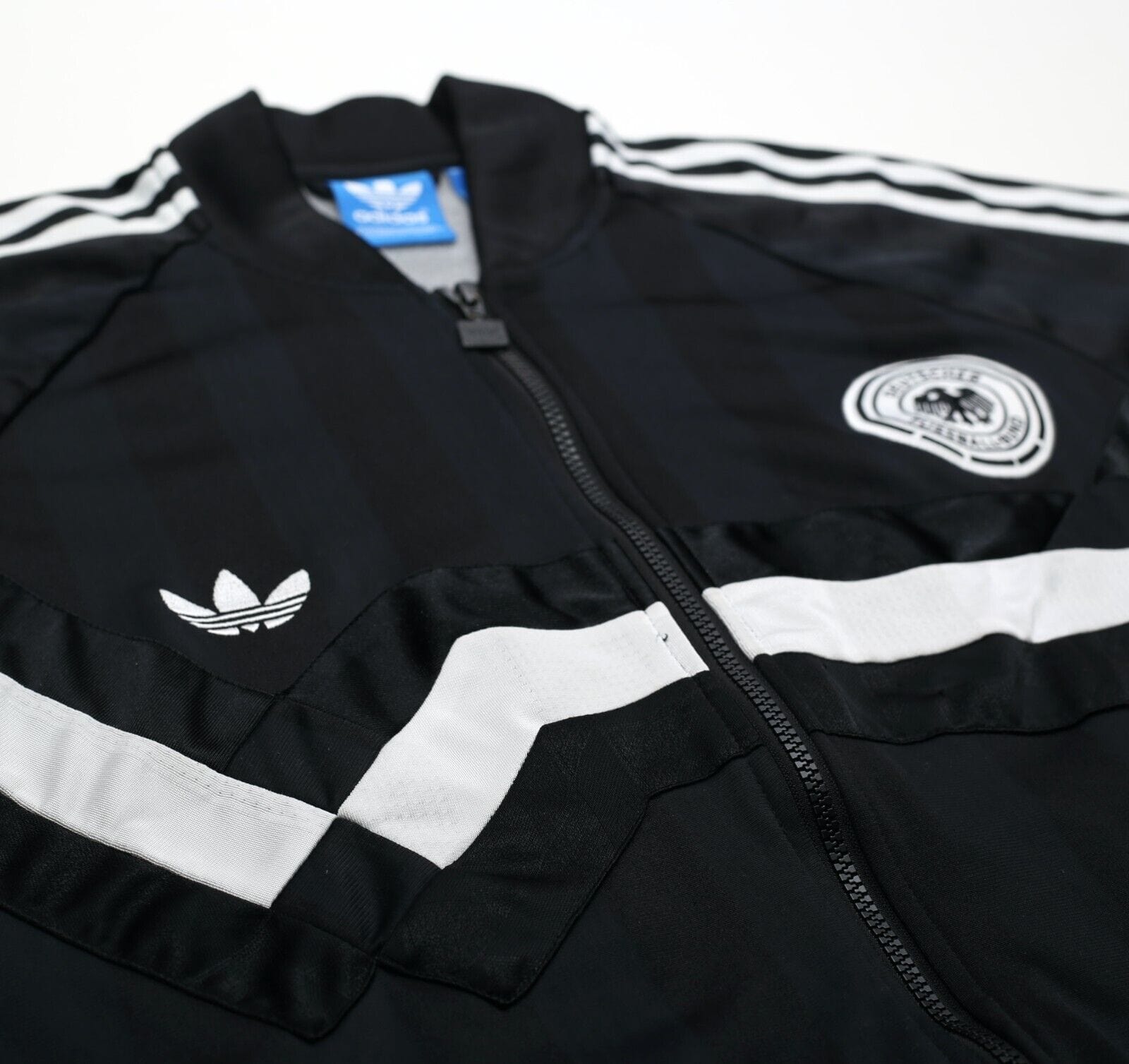 1988/91 WEST GERMANY Italia 90 Retro adidas Originals Football Track Top (L/XL)