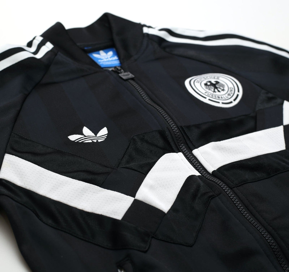 1988/91 WEST GERMANY Italia 90 Retro adidas Originals Football Track Top (S)