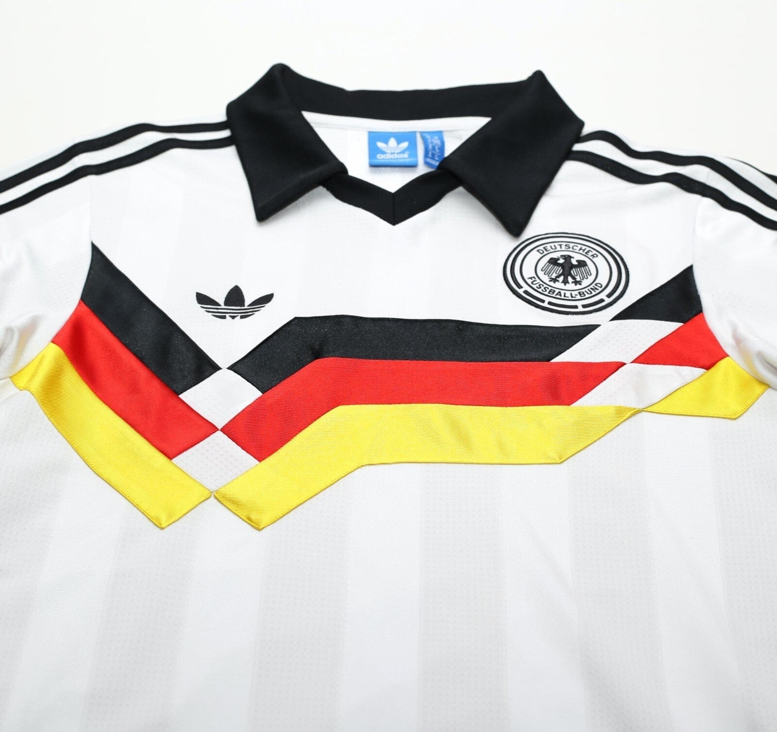 1988/91 WEST GERMANY Retro adidas Originals Football Shirt (S/M) Italia 90