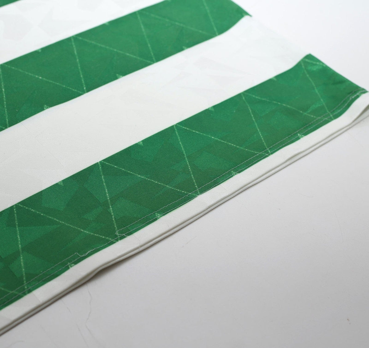 1989/91 CELTIC Vintage Umbro Home Football Shirt (M)