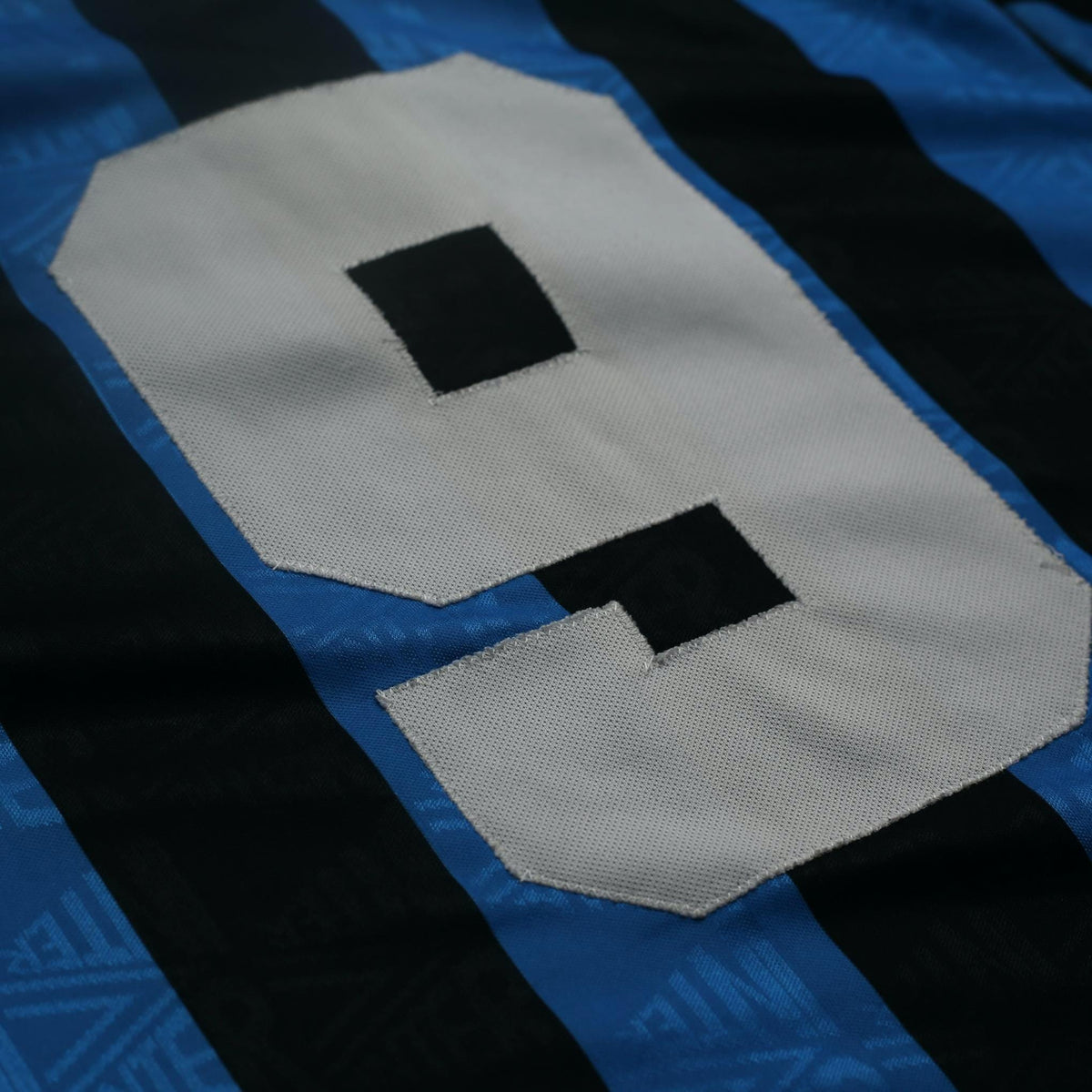 1990/91 #9 Inter Milan Vintage Umbro Home Football Shirt (S)
