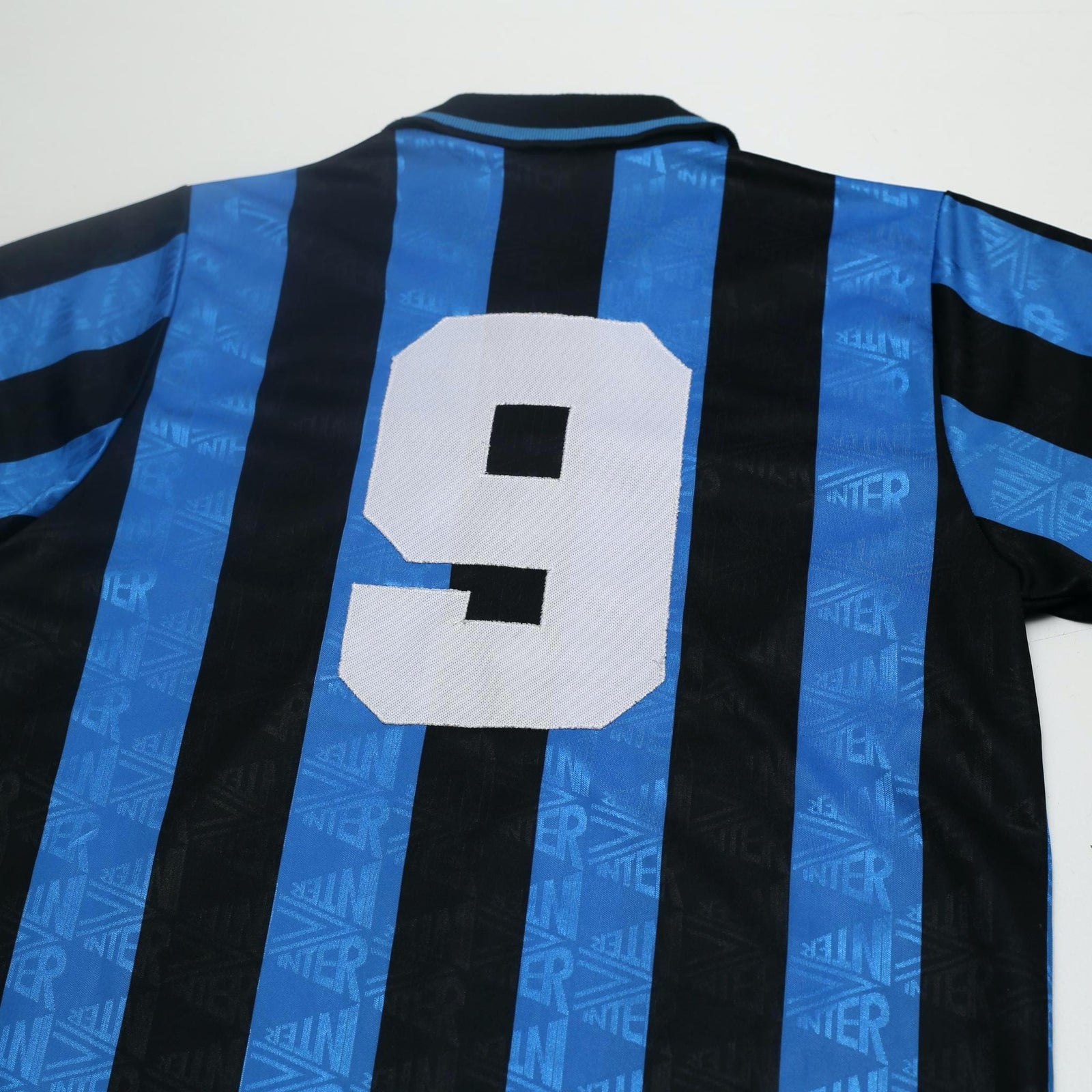 1990/91 #9 Inter Milan Vintage Umbro Home Football Shirt (S)