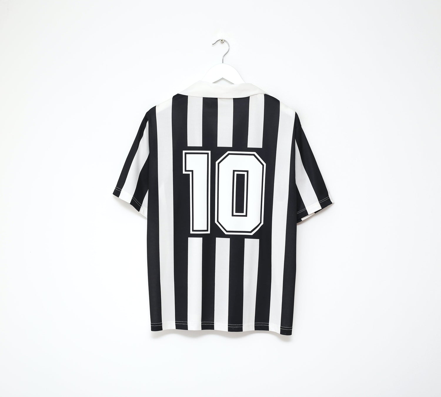 ウェア Vintage Roberto Baggio Juventus Shirt Copa Juventus R. Baggio 10 Home Retro Jersey 1992-1993