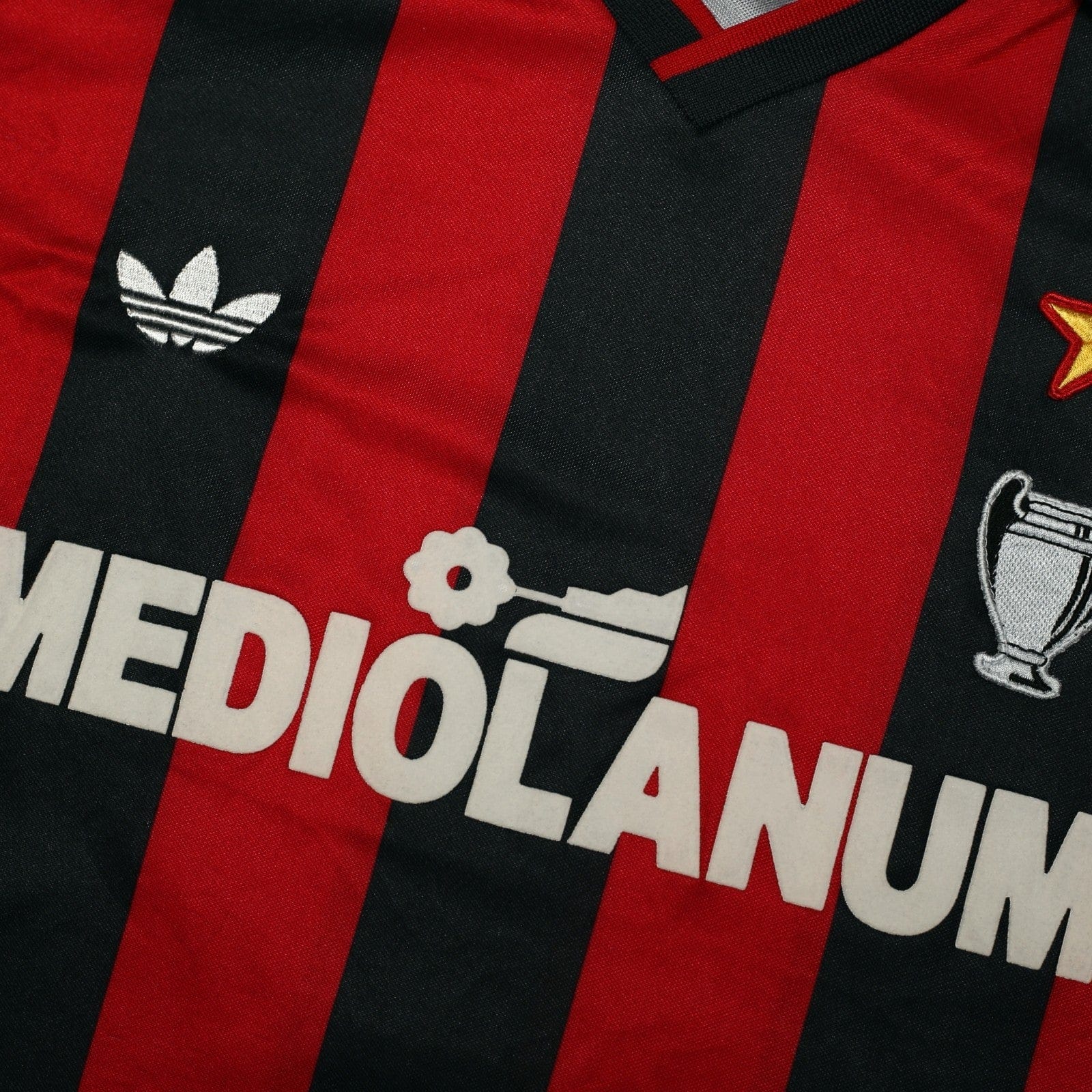 1990/91 Van Basten #9 AC Milan Retro adidas Originals Football Shirt (M)